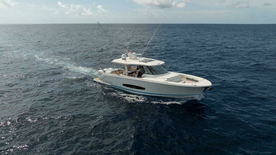 43ft Regal Yacht For Sale