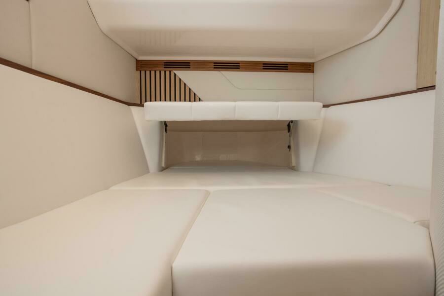 43ft Regal Yacht For Sale