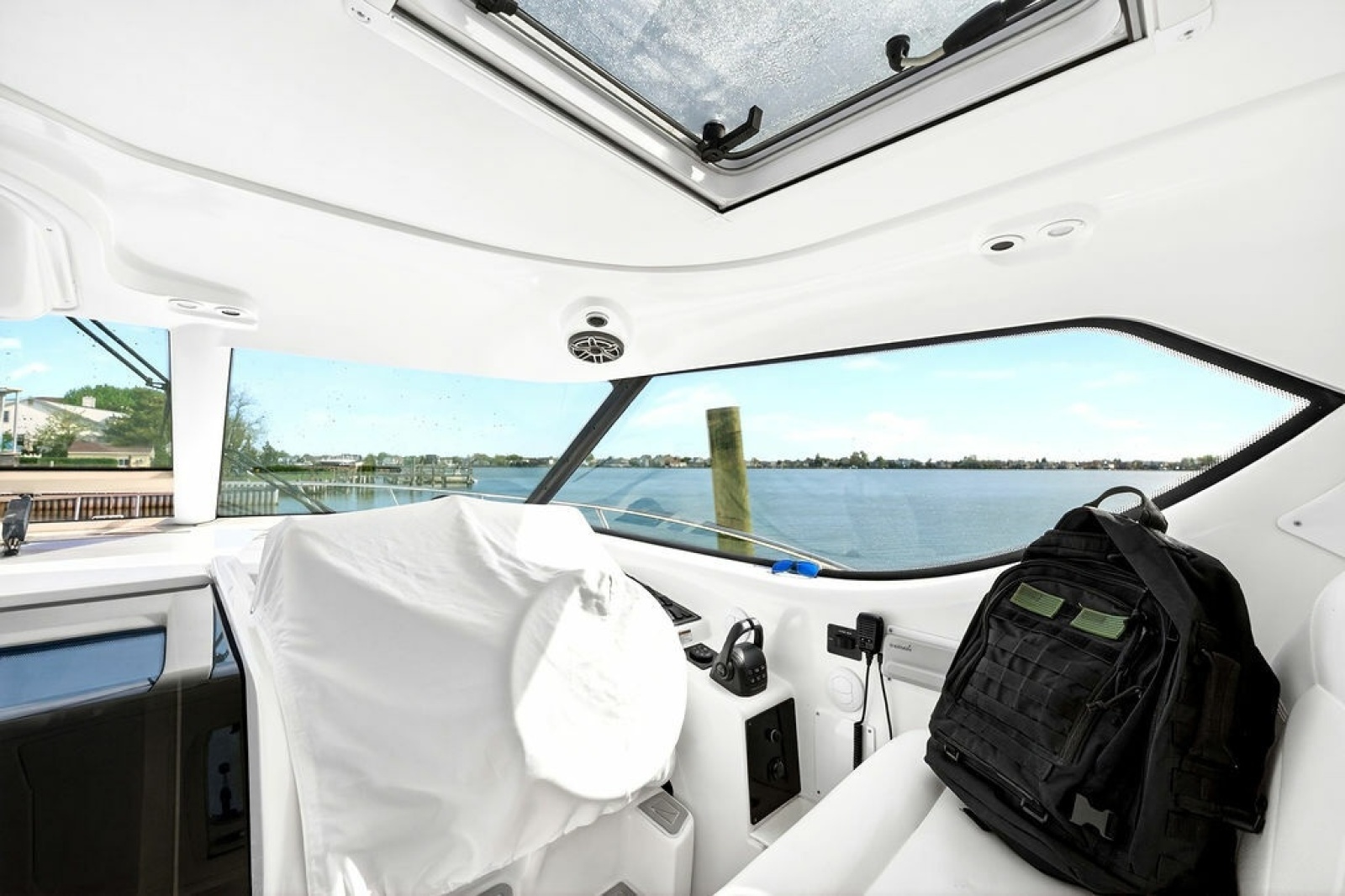 2006 Tiara Yachts 4300 Sovran