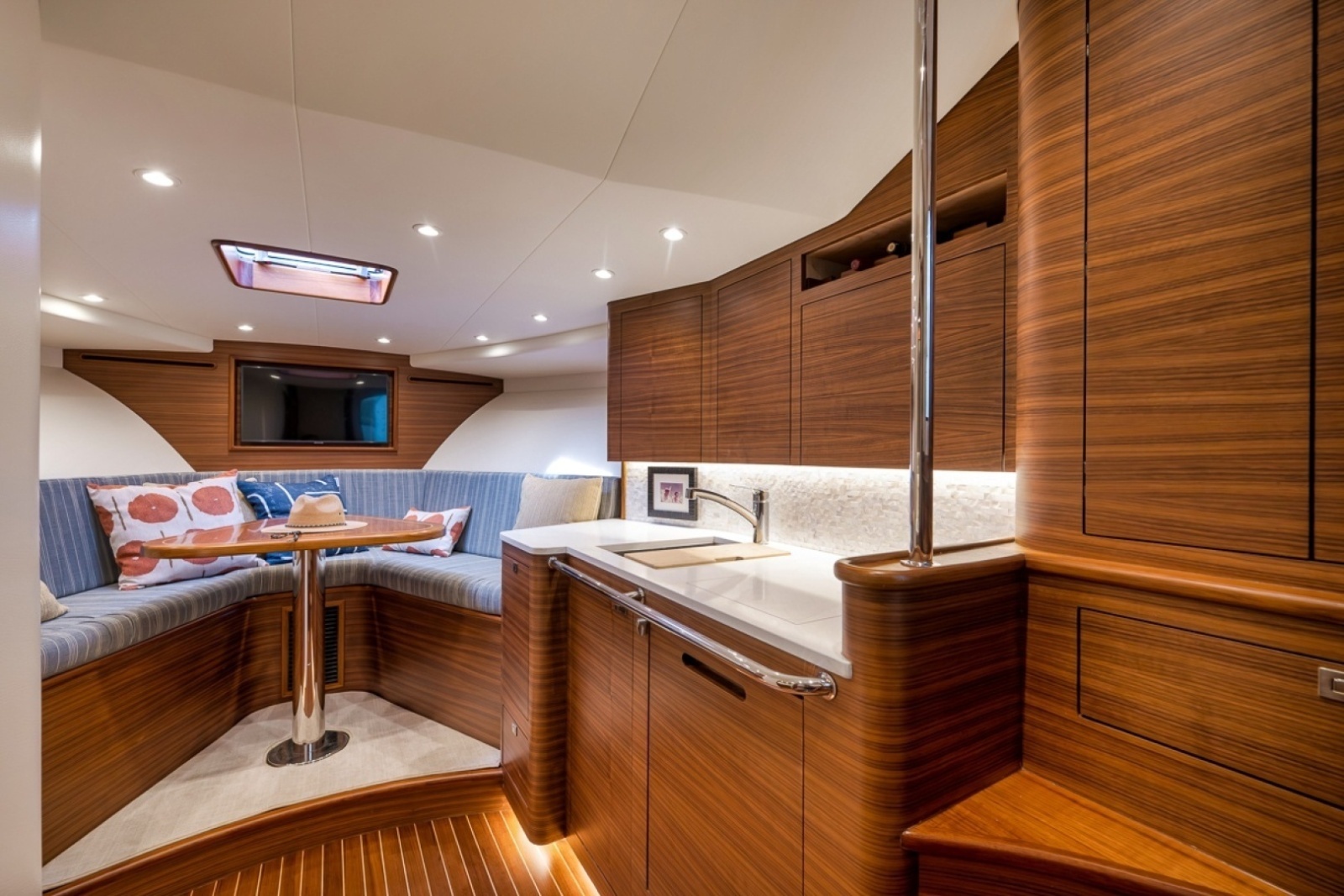 Anjamar  40ft Xcelerator Boatworks Yacht For Sale