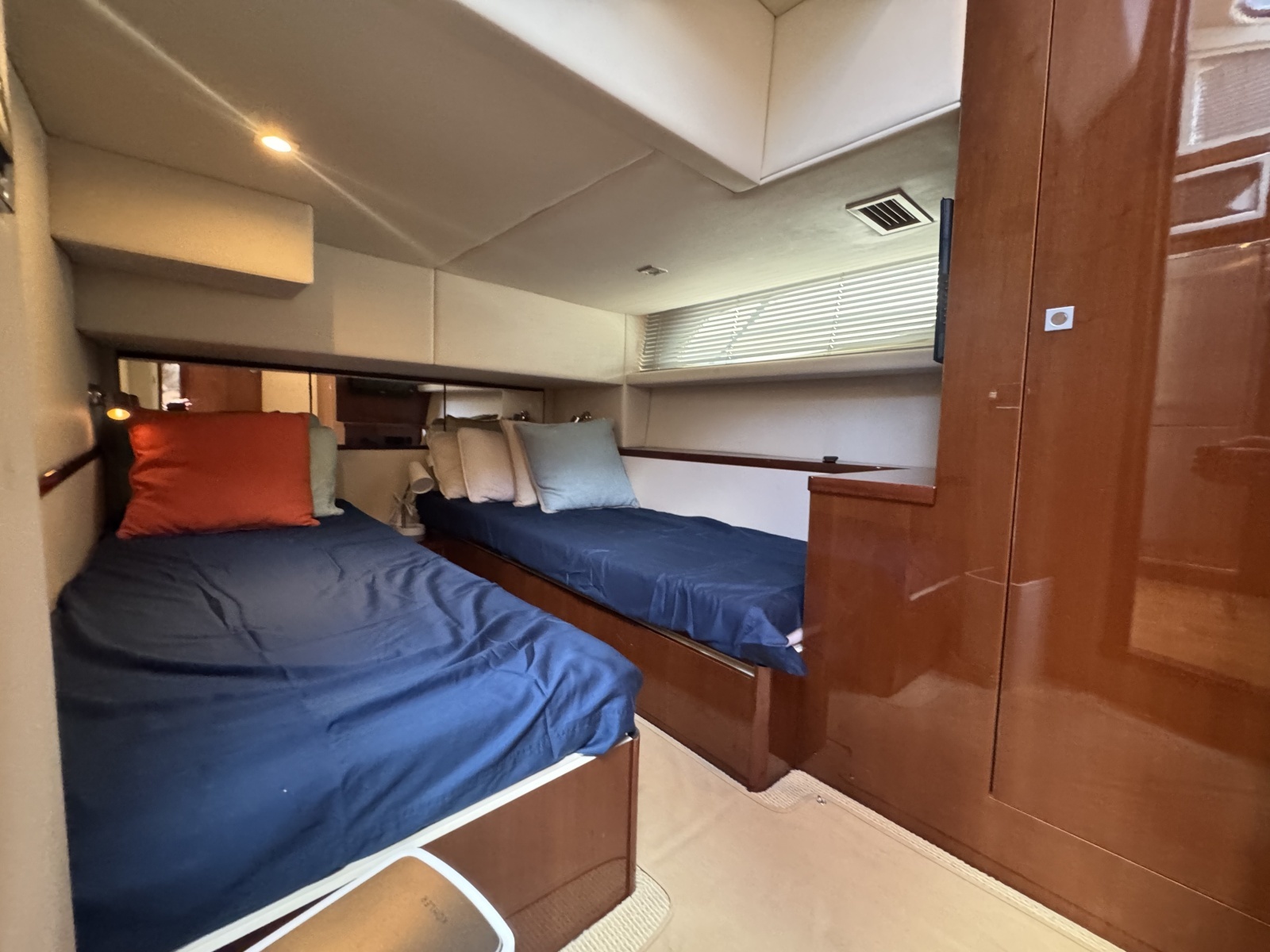 Livin rsquo  The Dream 45ft Sea Ray Yacht For Sale