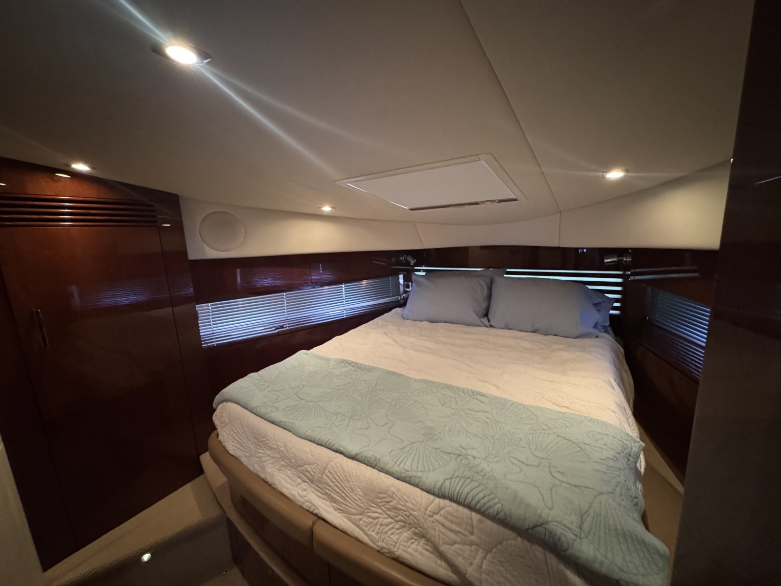 Livin rsquo  The Dream 45ft Sea Ray Yacht For Sale
