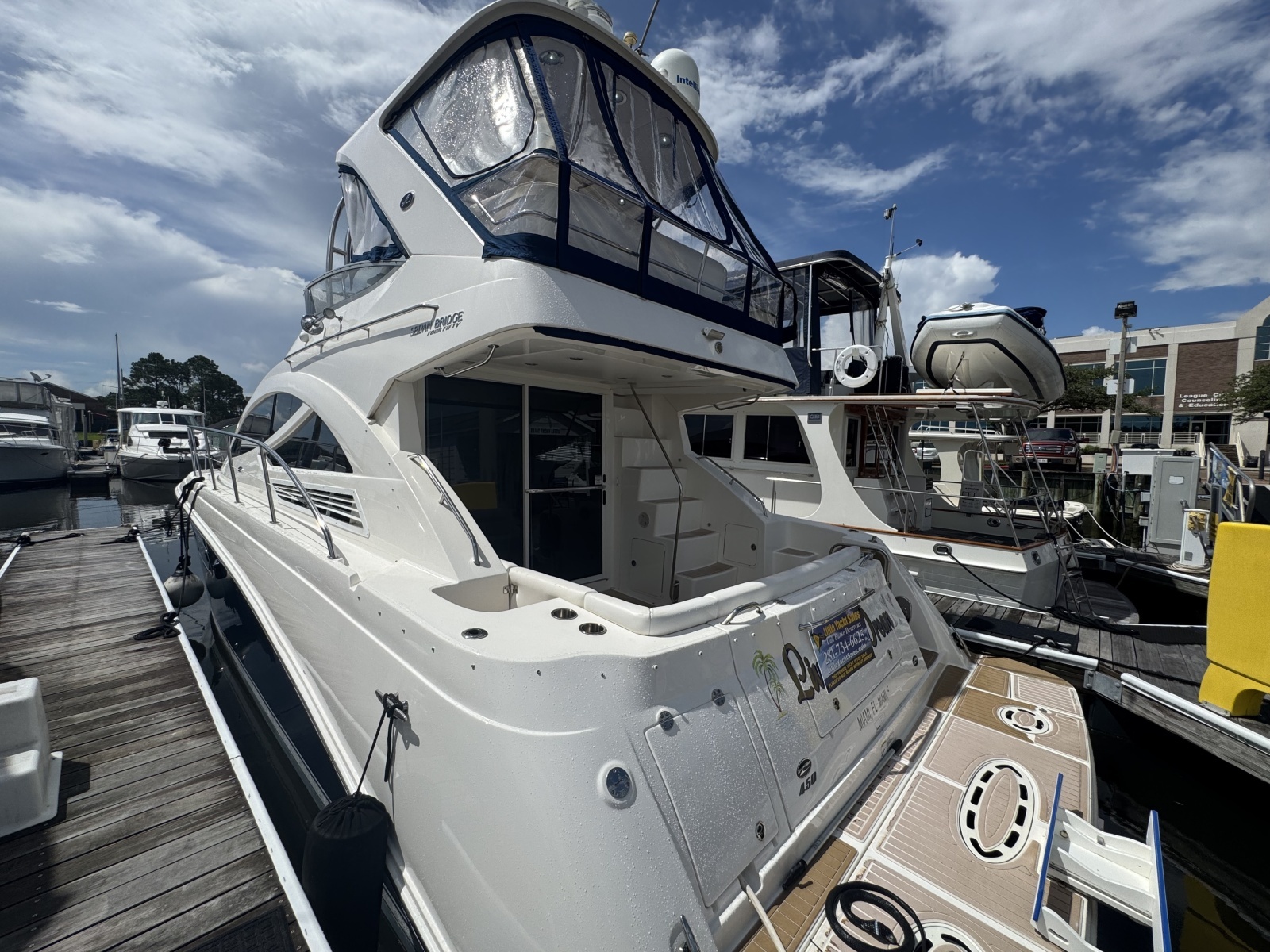Livin rsquo  The Dream 45ft Sea Ray Yacht For Sale