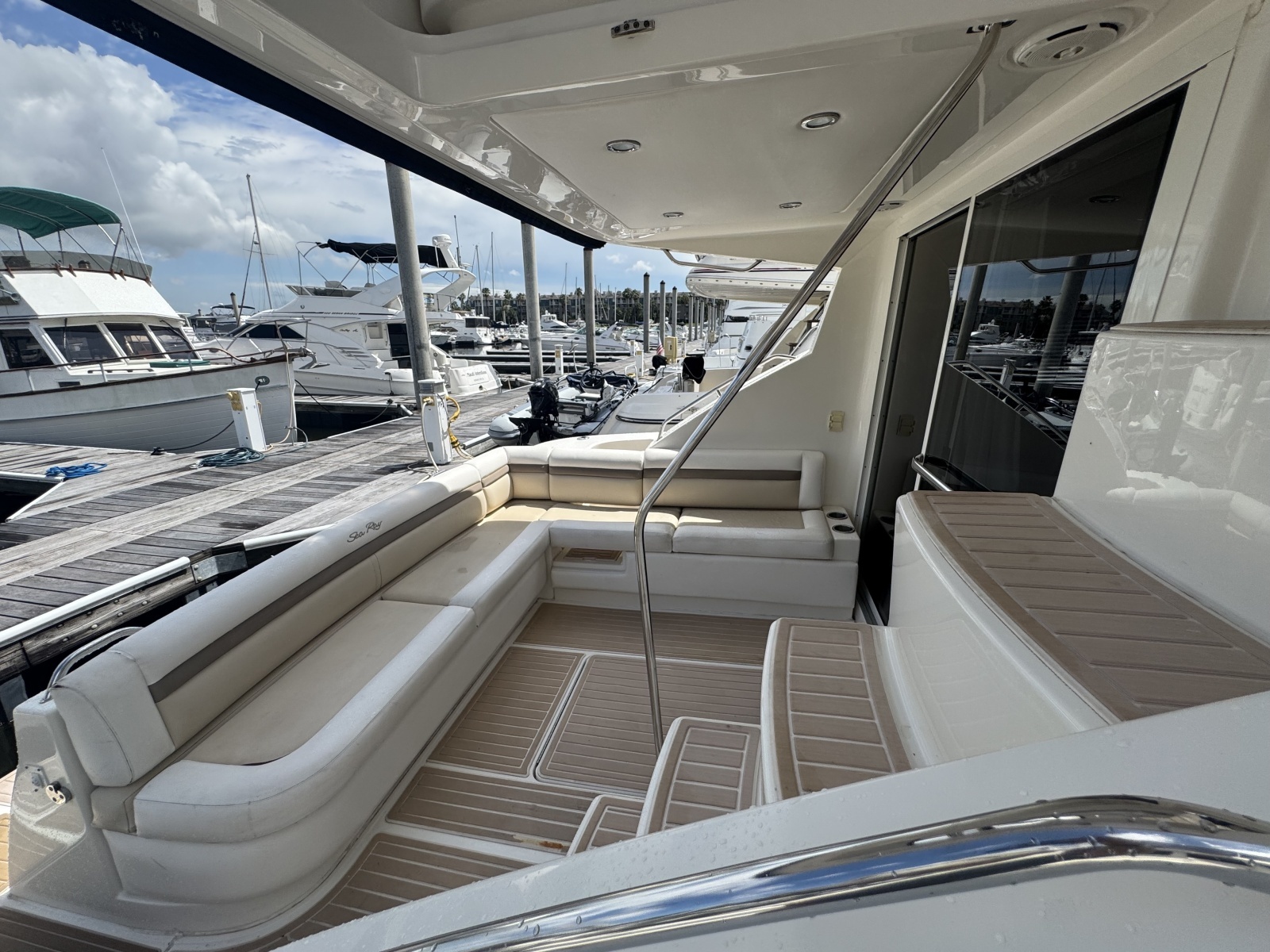 Livin rsquo  The Dream 45ft Sea Ray Yacht For Sale