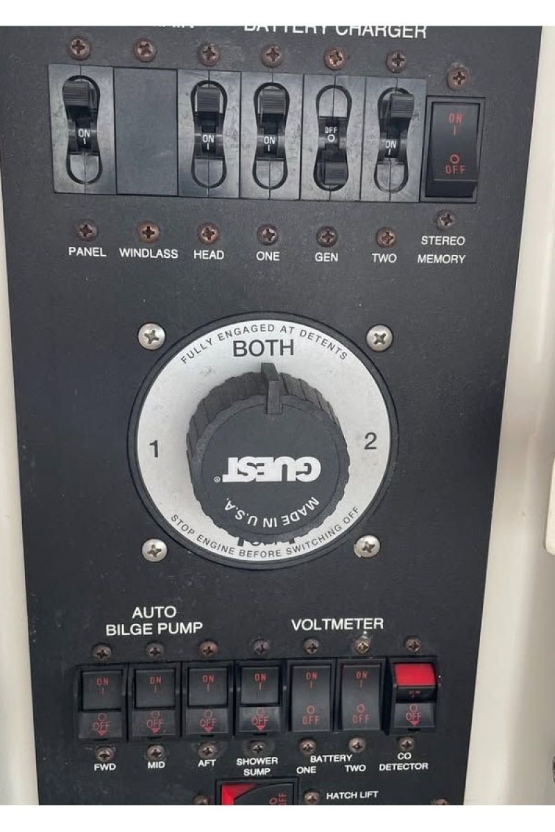 Battery Selector Switch