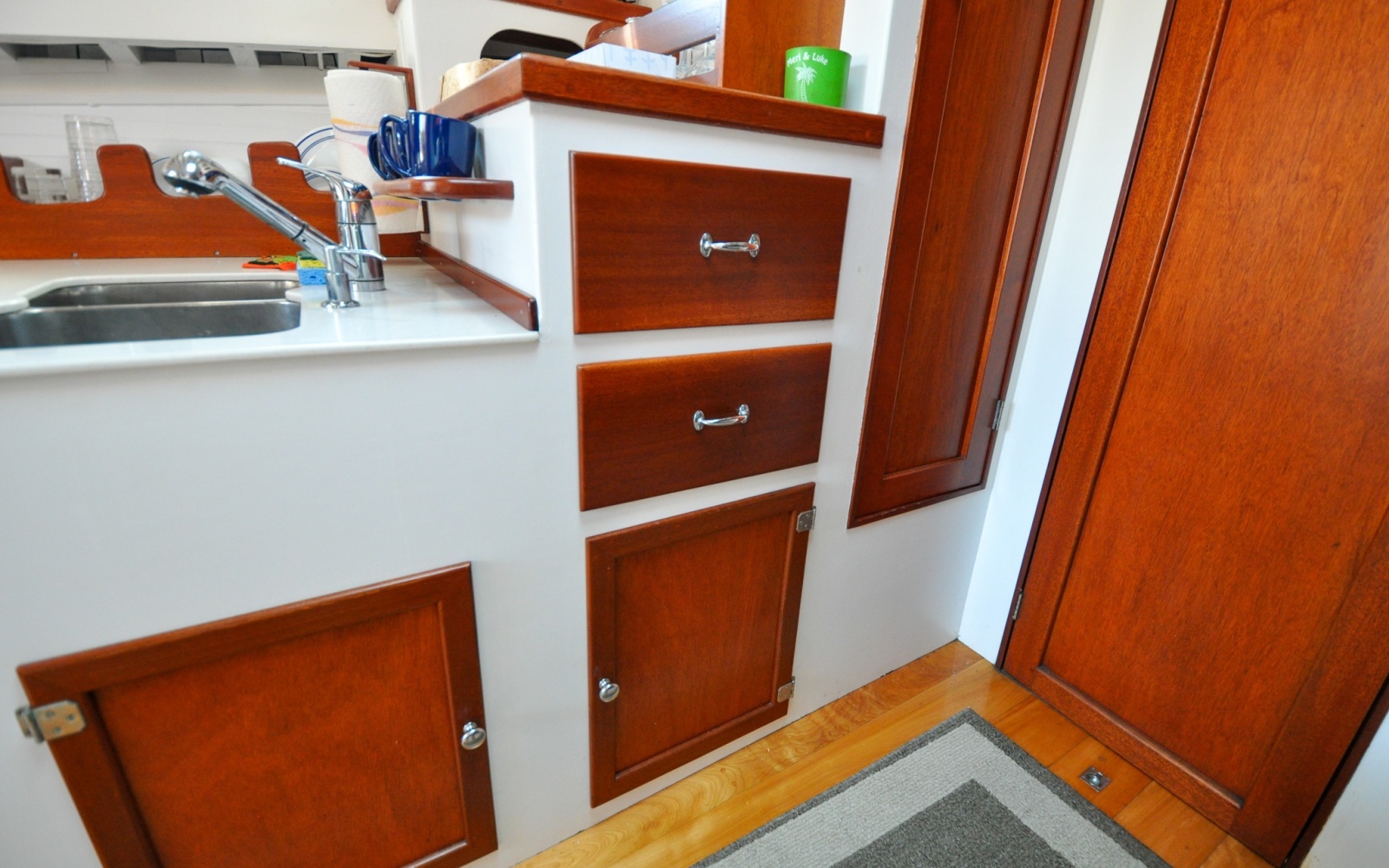 1958 Bunker and Ellis 42 | Aleria