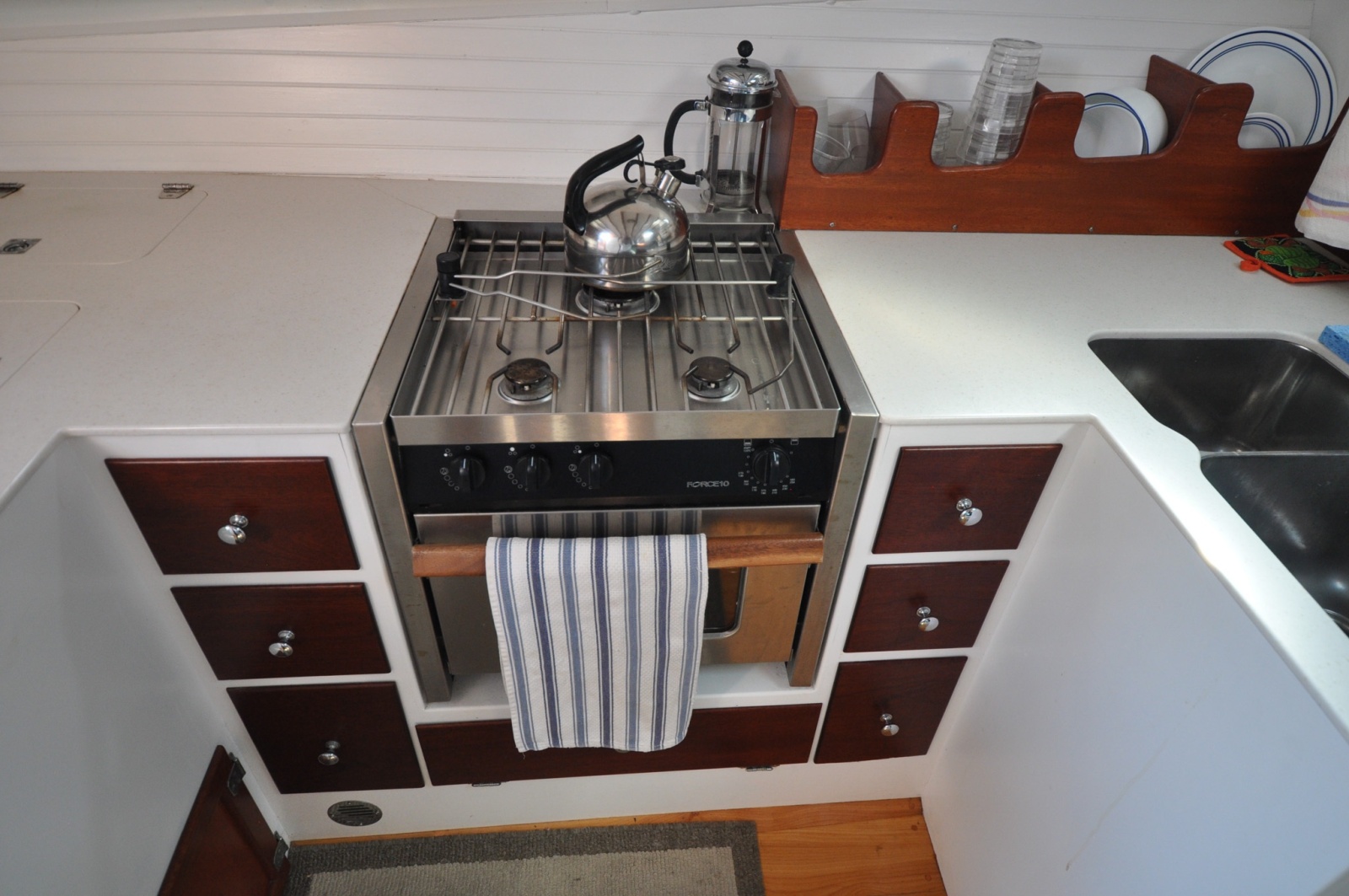 1958 Bunker and Ellis 42 | Aleria