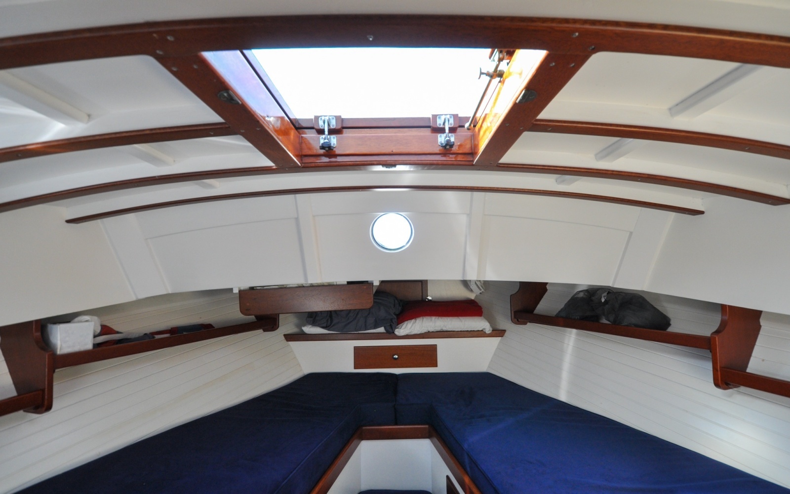 1958 Bunker and Ellis 42 | Aleria
