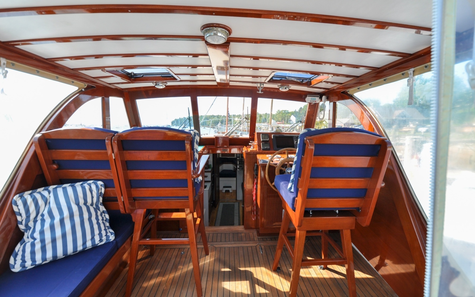 1958 Bunker and Ellis 42 | Aleria