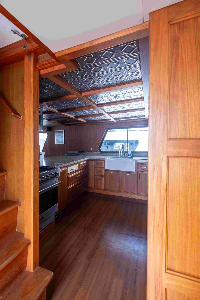 Sapphire Sea II 87ft Offshore Yachts Yacht For Sale