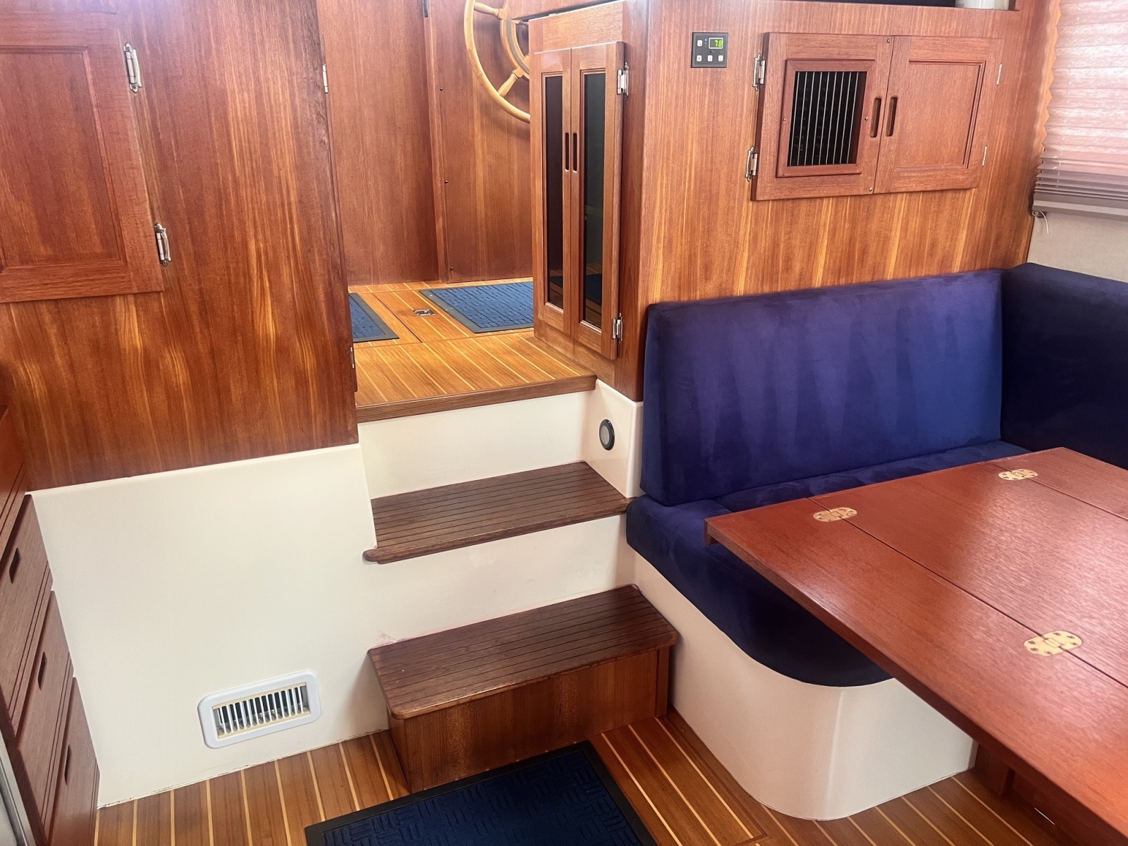 2006 Nordic Tugs Trawler