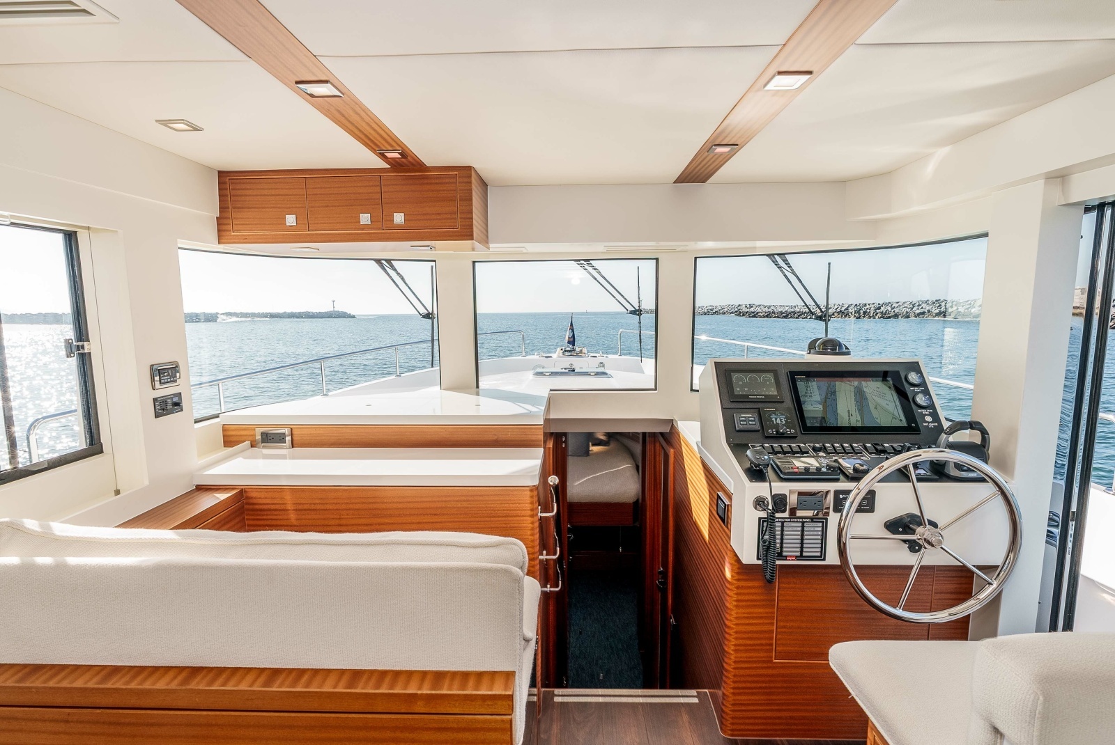 2021 Outback Yachts Outback 50
