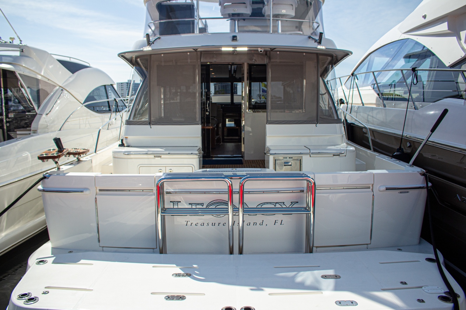 2025 Riviera 46 Sports Motor Yacht