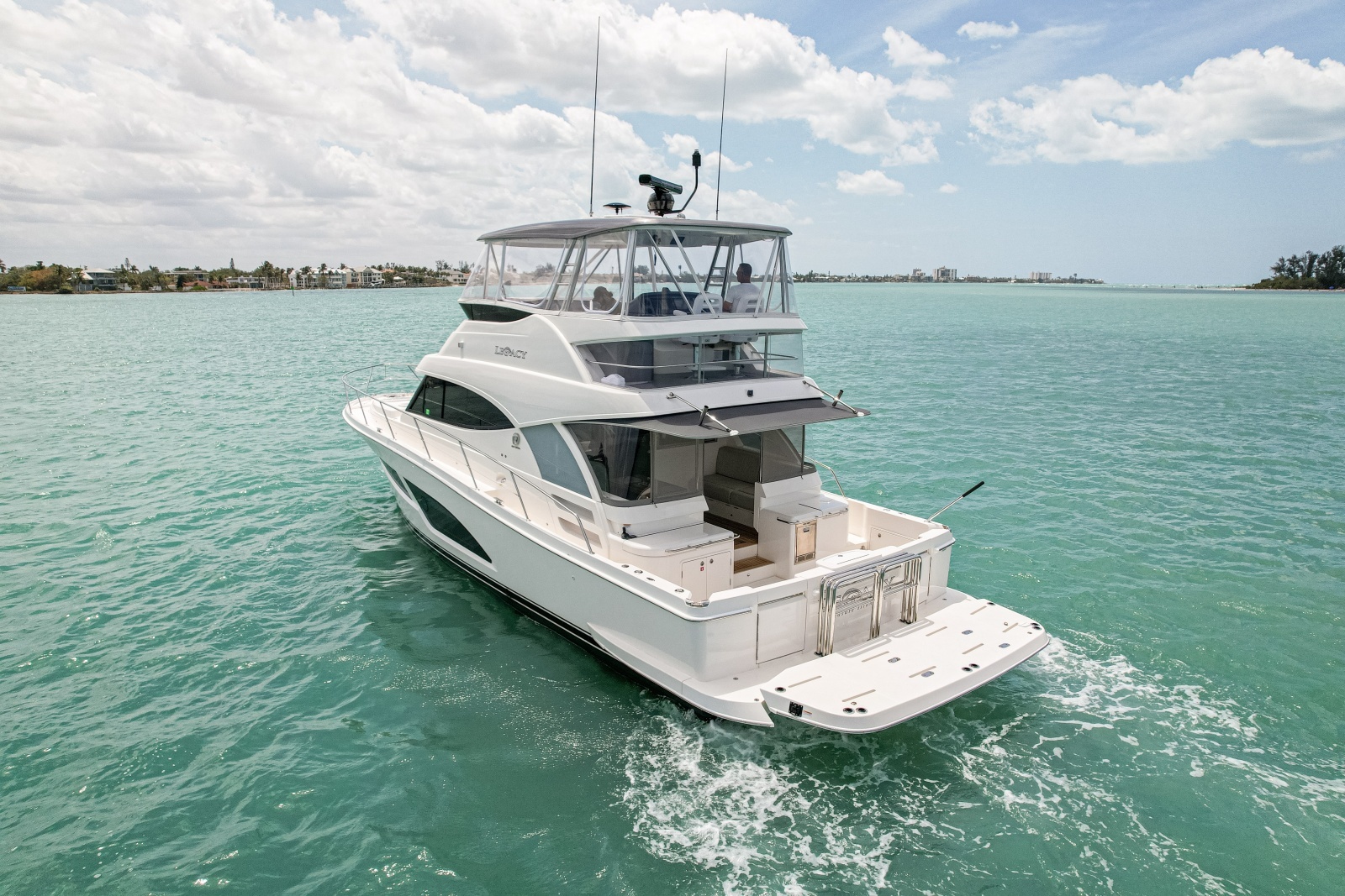 2025 Riviera 46 Sports Motor Yacht