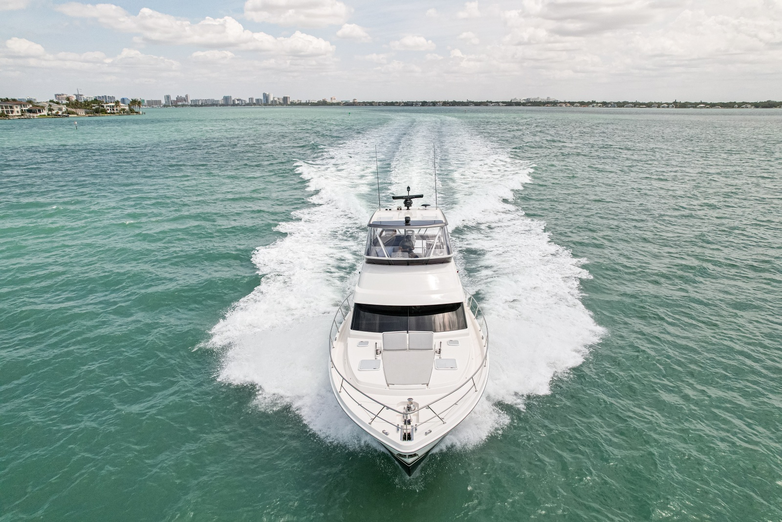2025 Riviera 46 Sports Motor Yacht