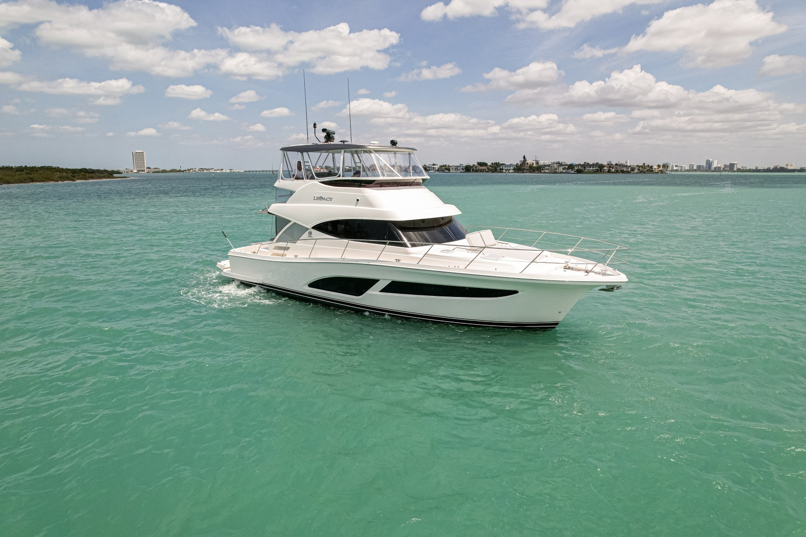 2025 Riviera 46 Sports Motor Yacht