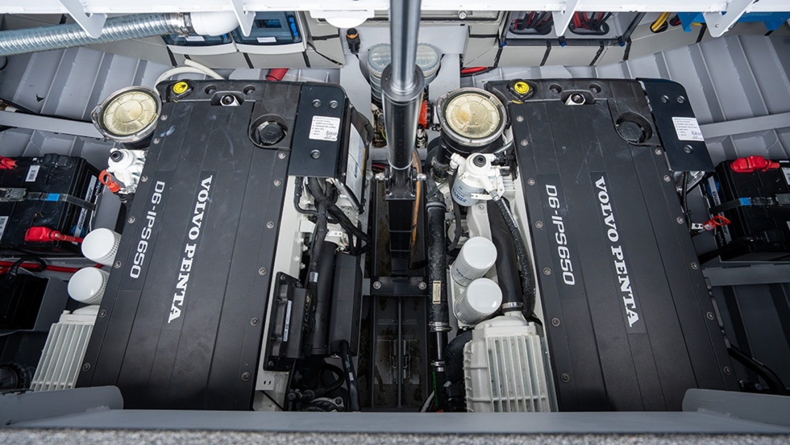 Engine compartment