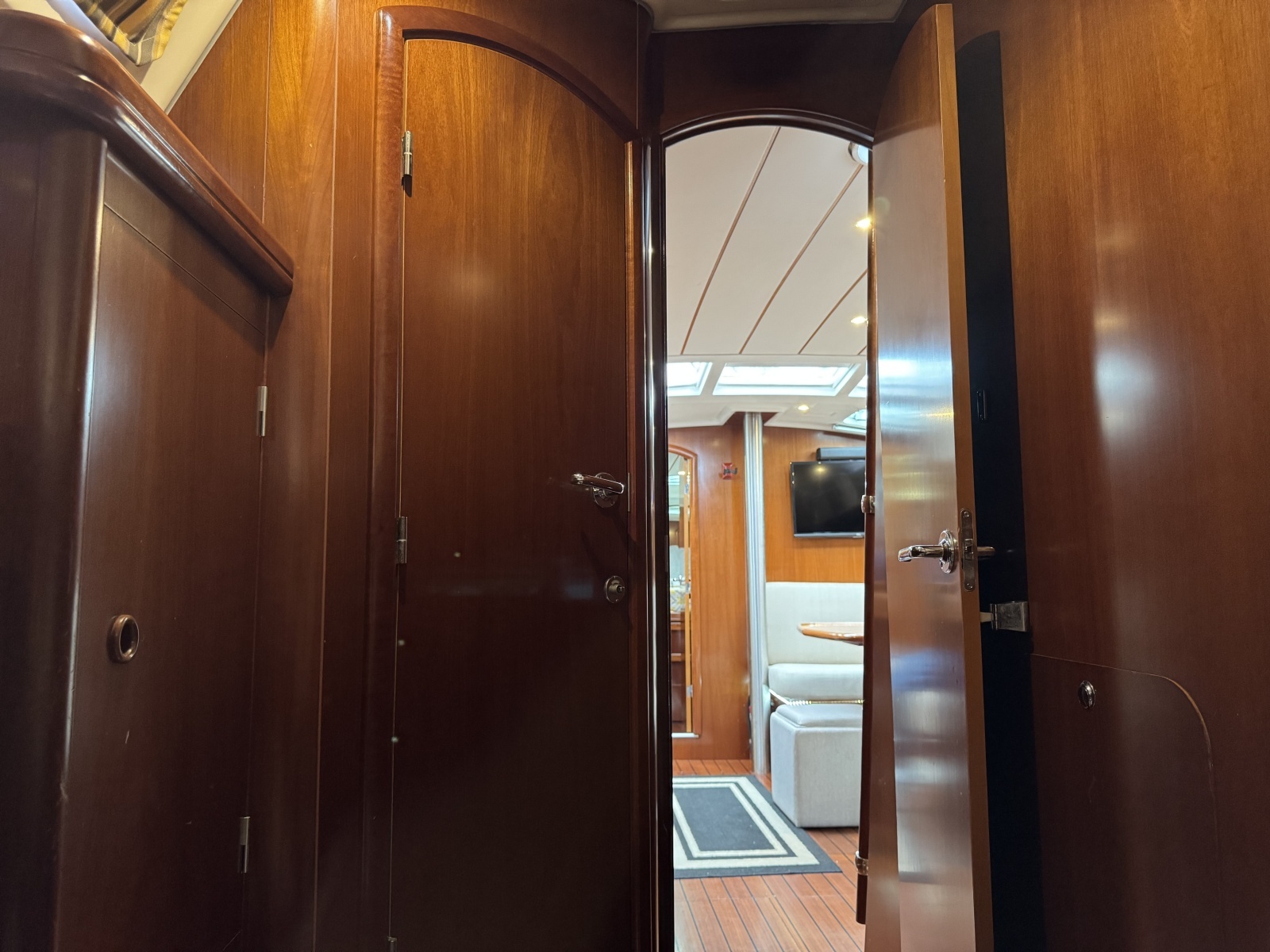 2004 Beneteau 423