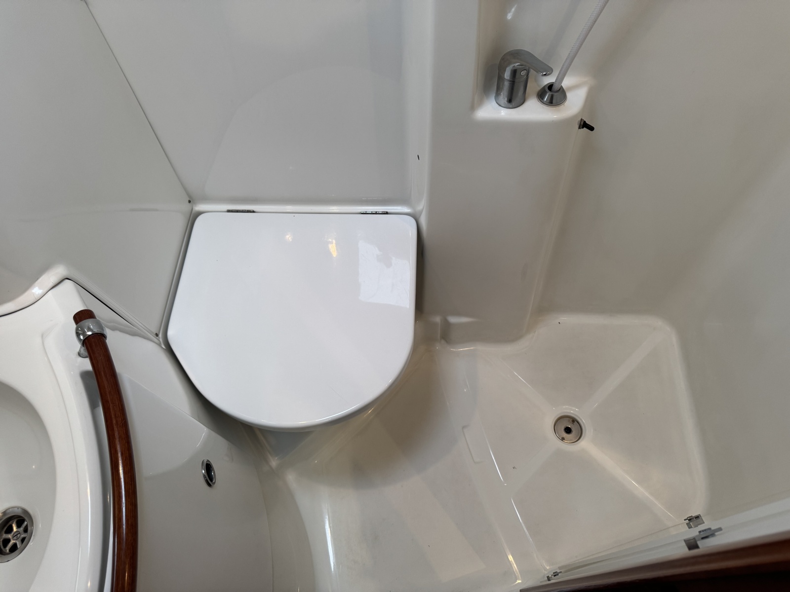 2004 Beneteau 423