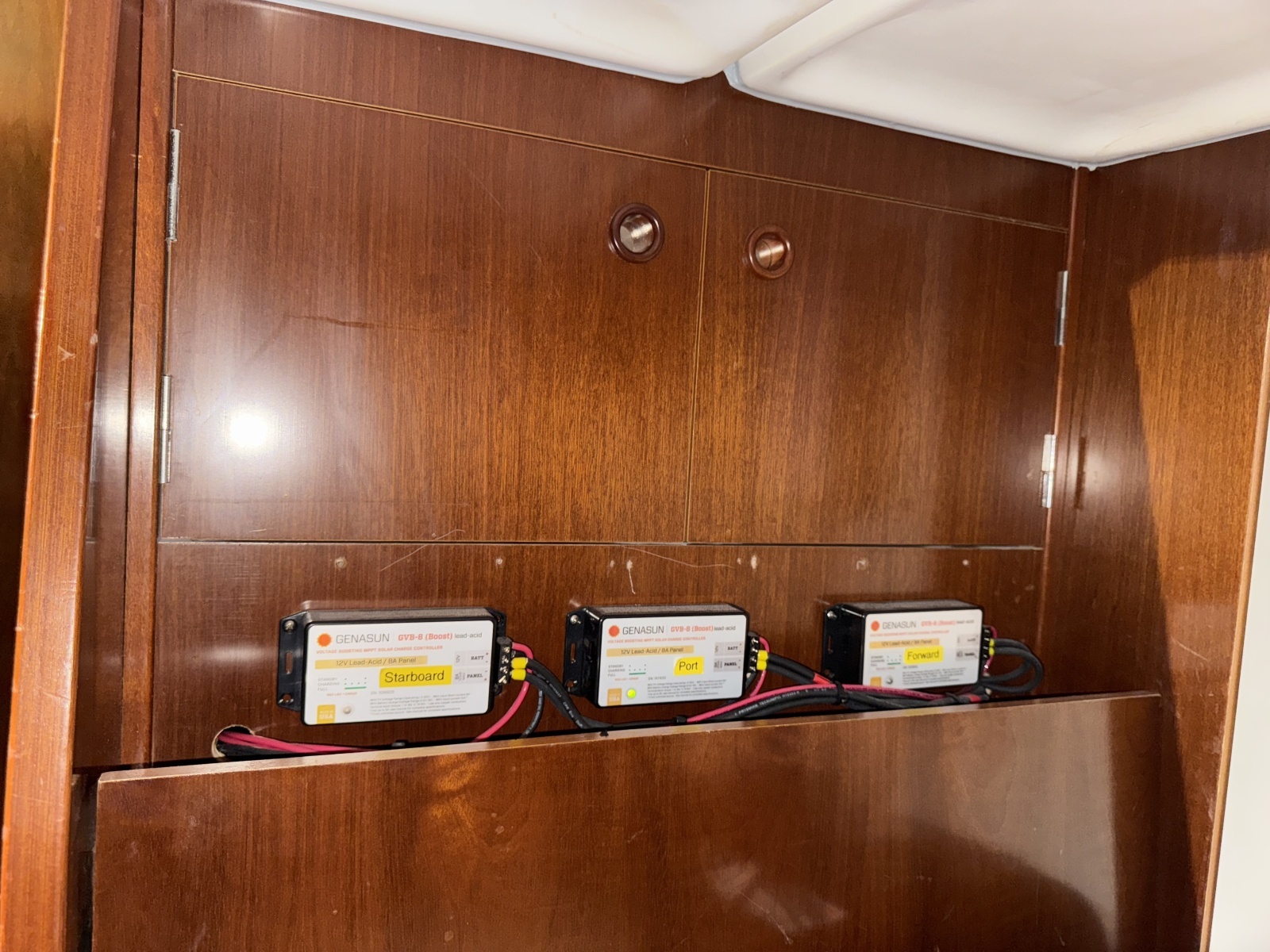 2004 Beneteau 423