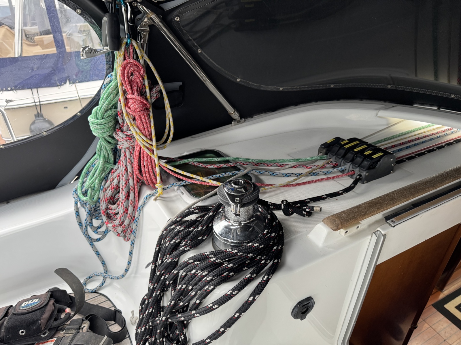2004 Beneteau 423