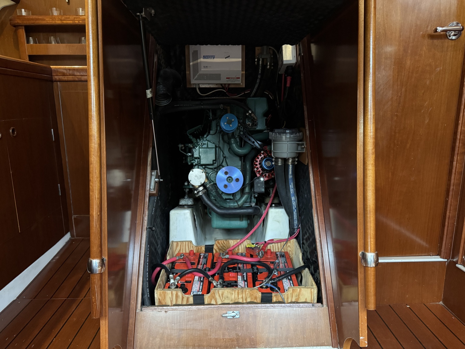 2004 Beneteau 423