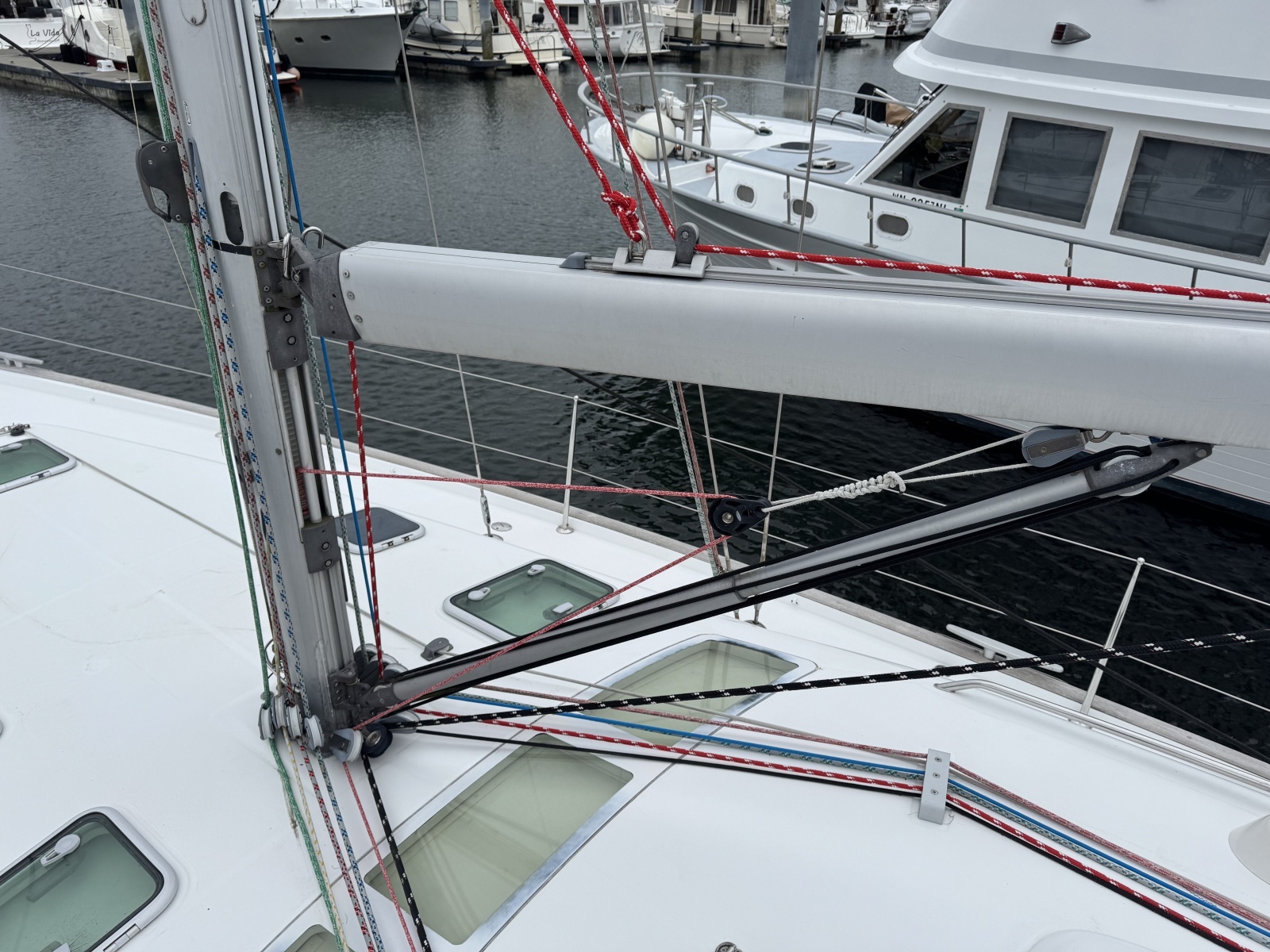 2004 Beneteau 423