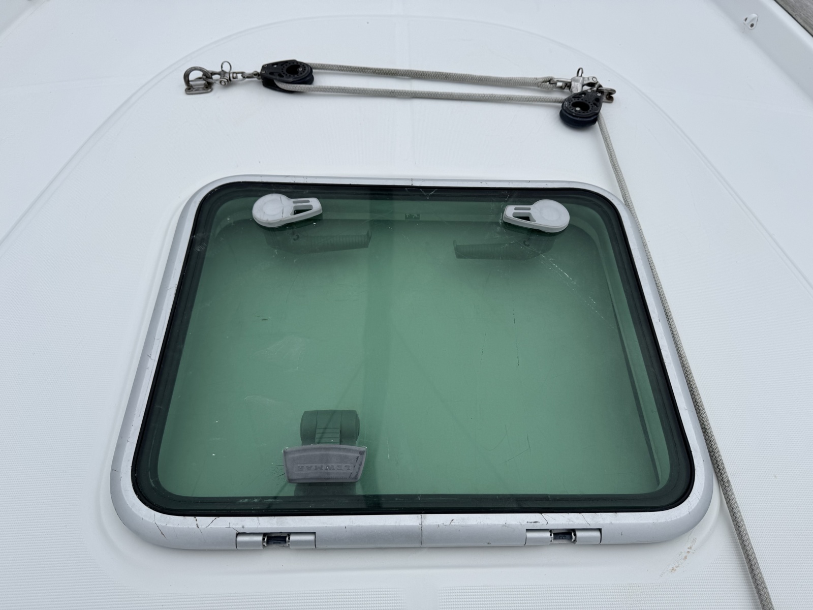 2004 Beneteau 423
