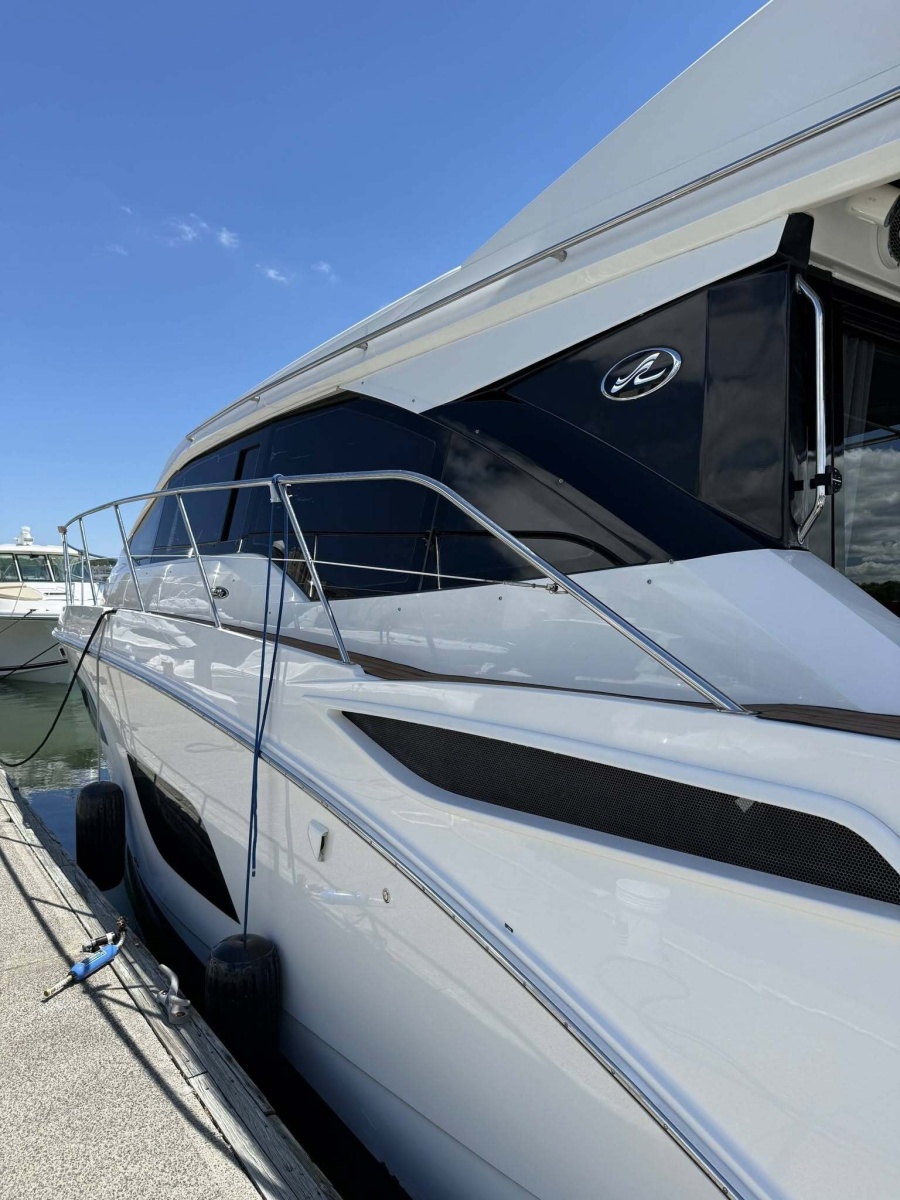 40' 2018 Sea Ray 