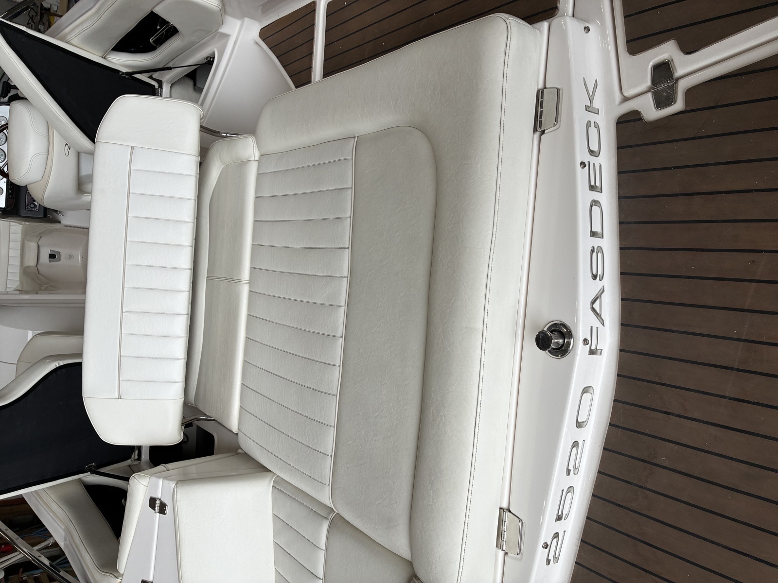 25ft Regal Yacht For Sale