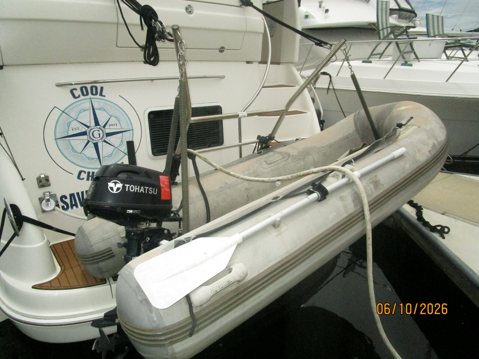 39' Sea Ray tender2
