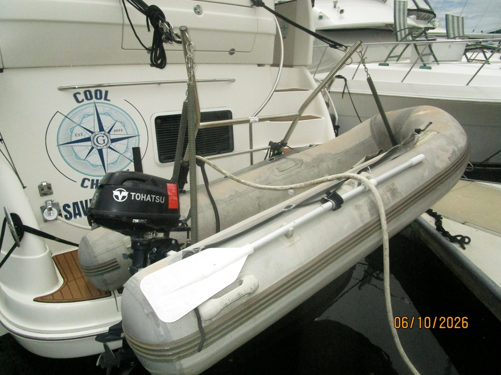39' Sea Ray tender2