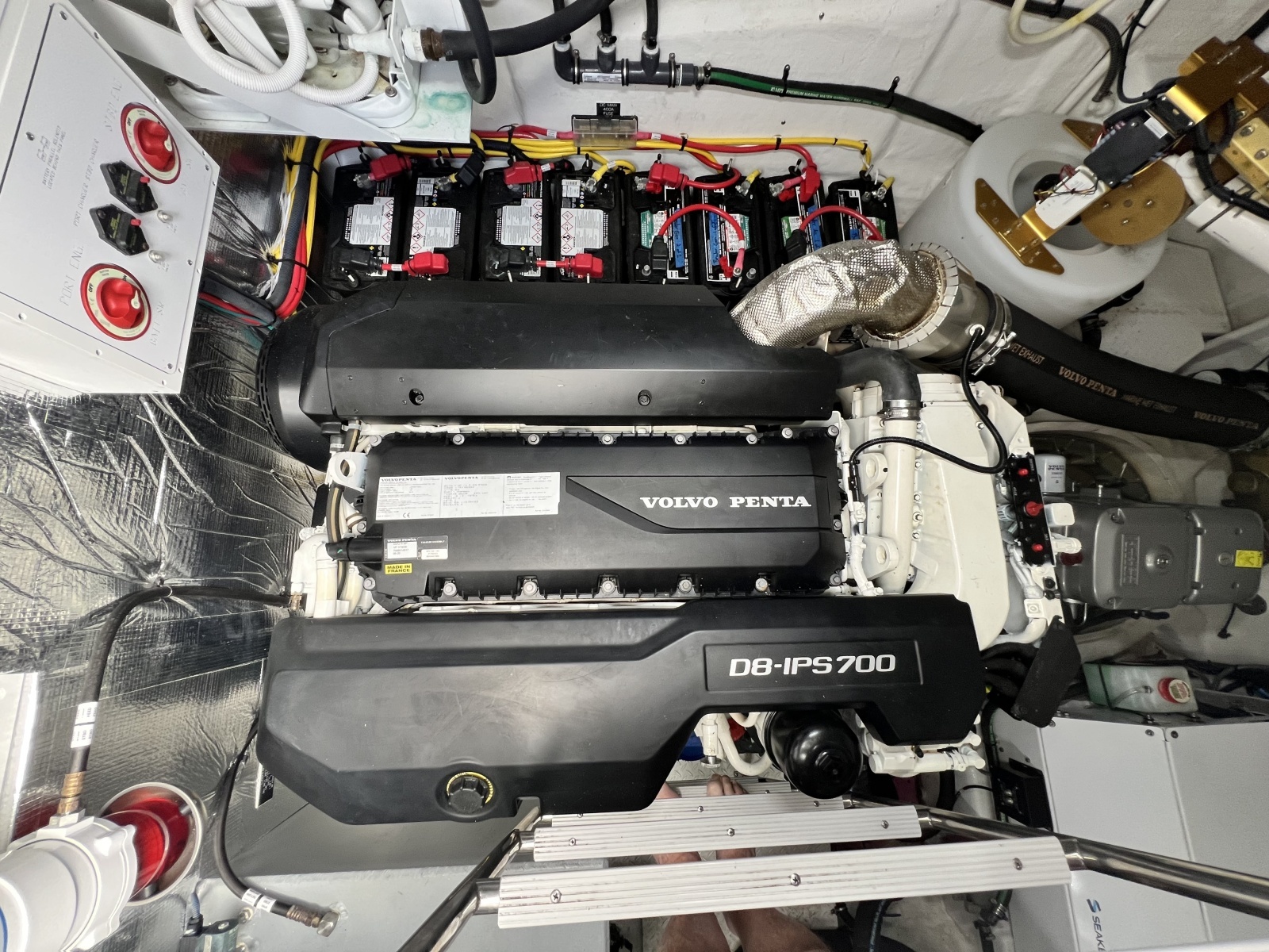 2021 Cruisers Yachts 50 Cantius