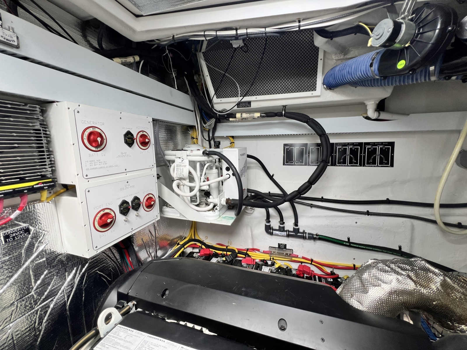 2021 Cruisers Yachts 50 Cantius