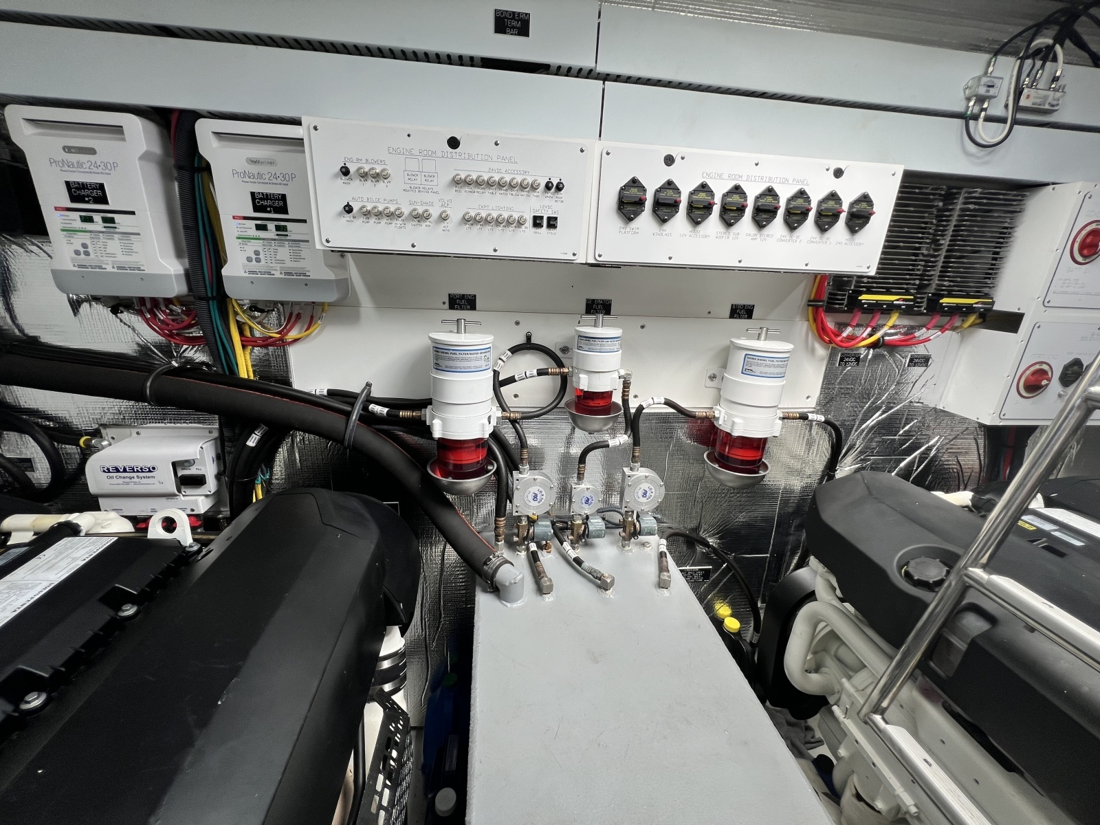 2021 Cruisers Yachts 50 Cantius