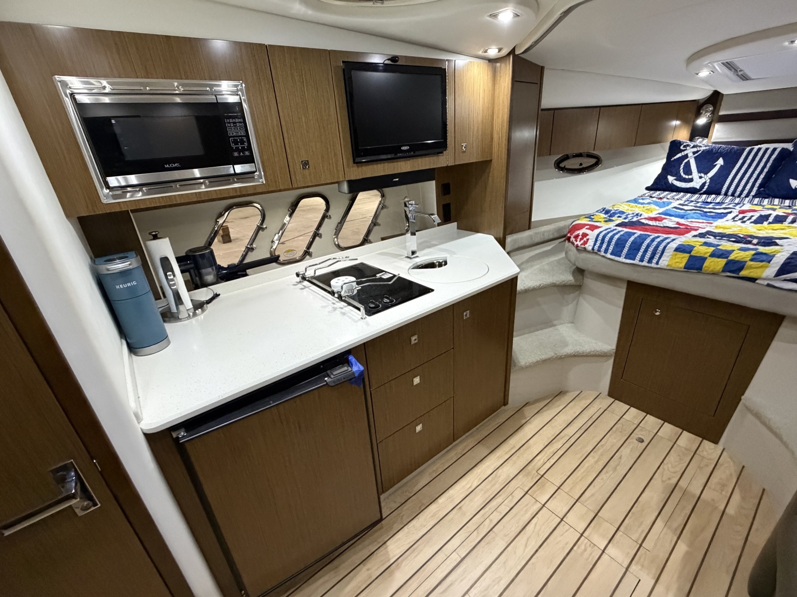 2014 Cruisers 350 Express