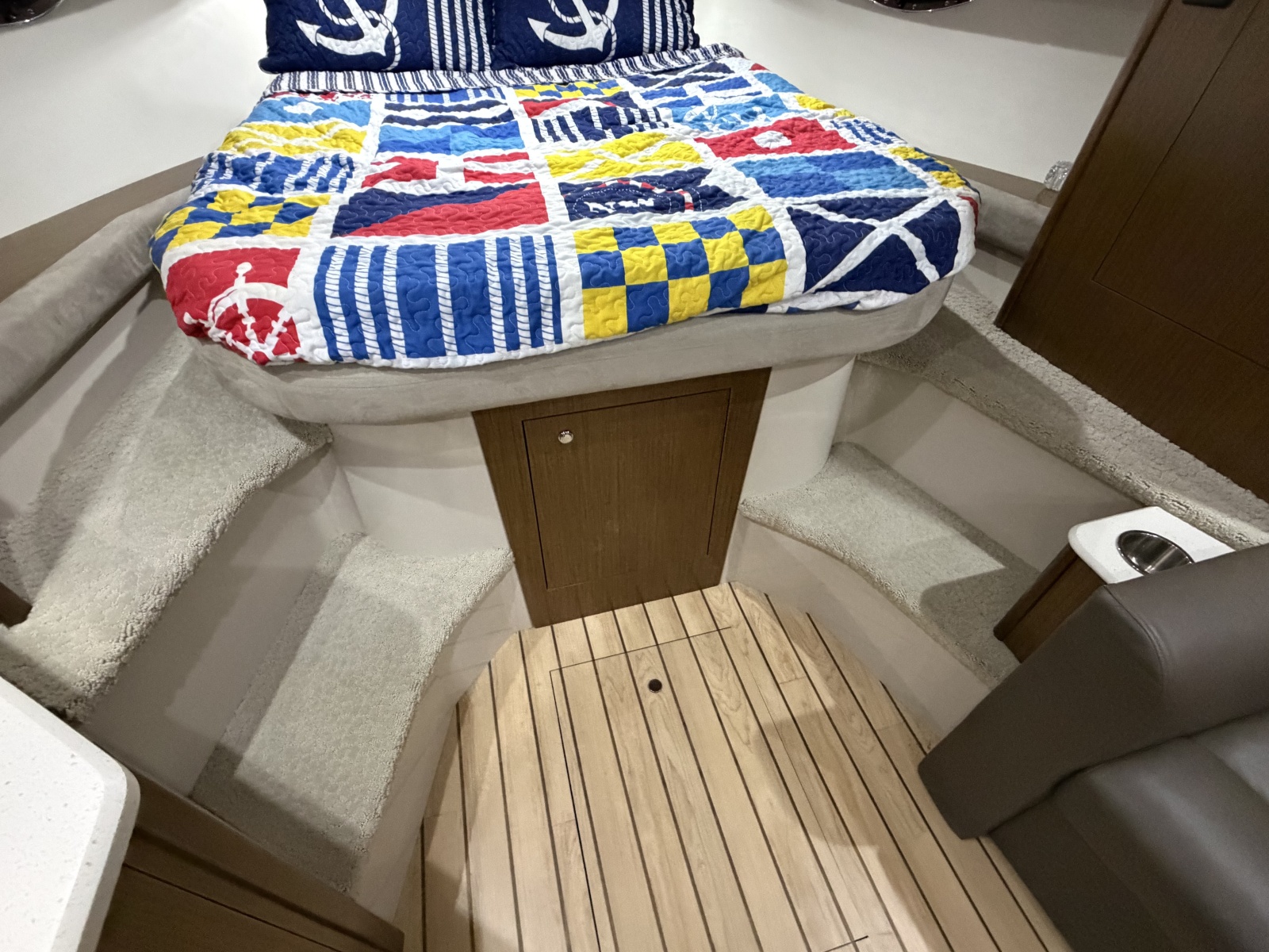 2014 Cruisers 350 Express