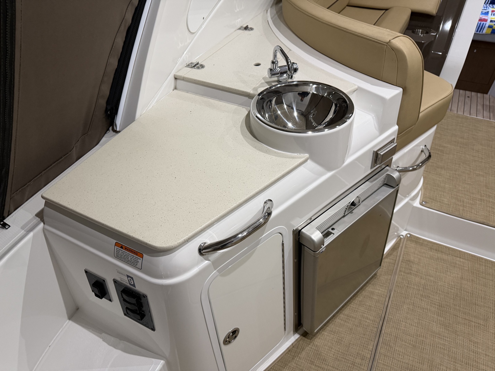 2014 Cruisers 350 Express