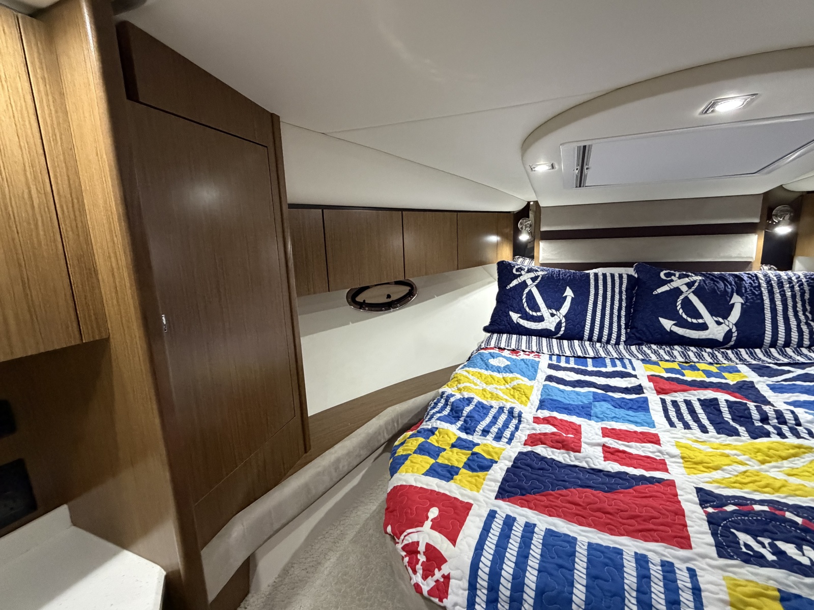 2014 Cruisers 350 Express