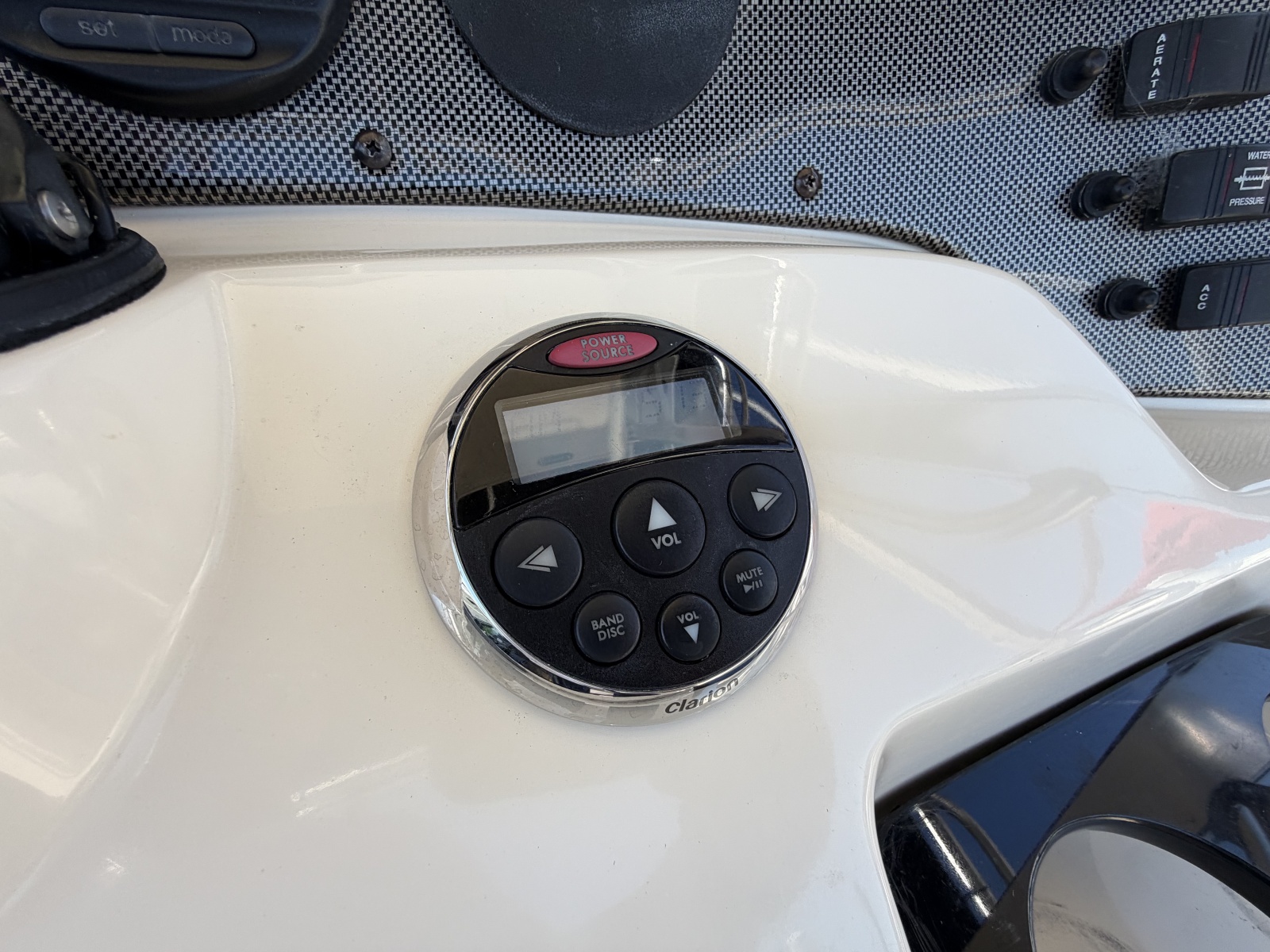 2007 Scout 242 Sportfish