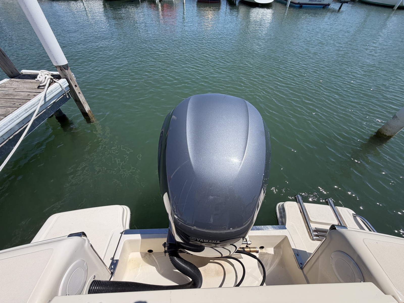 2007 Scout 242 Sportfish