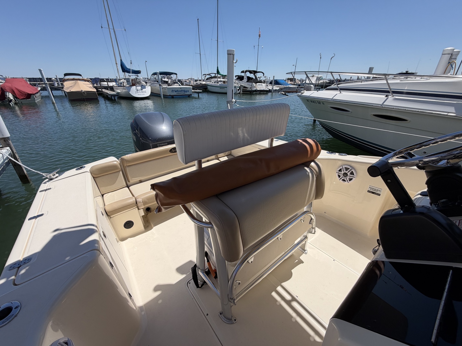 2007 Scout 242 Sportfish