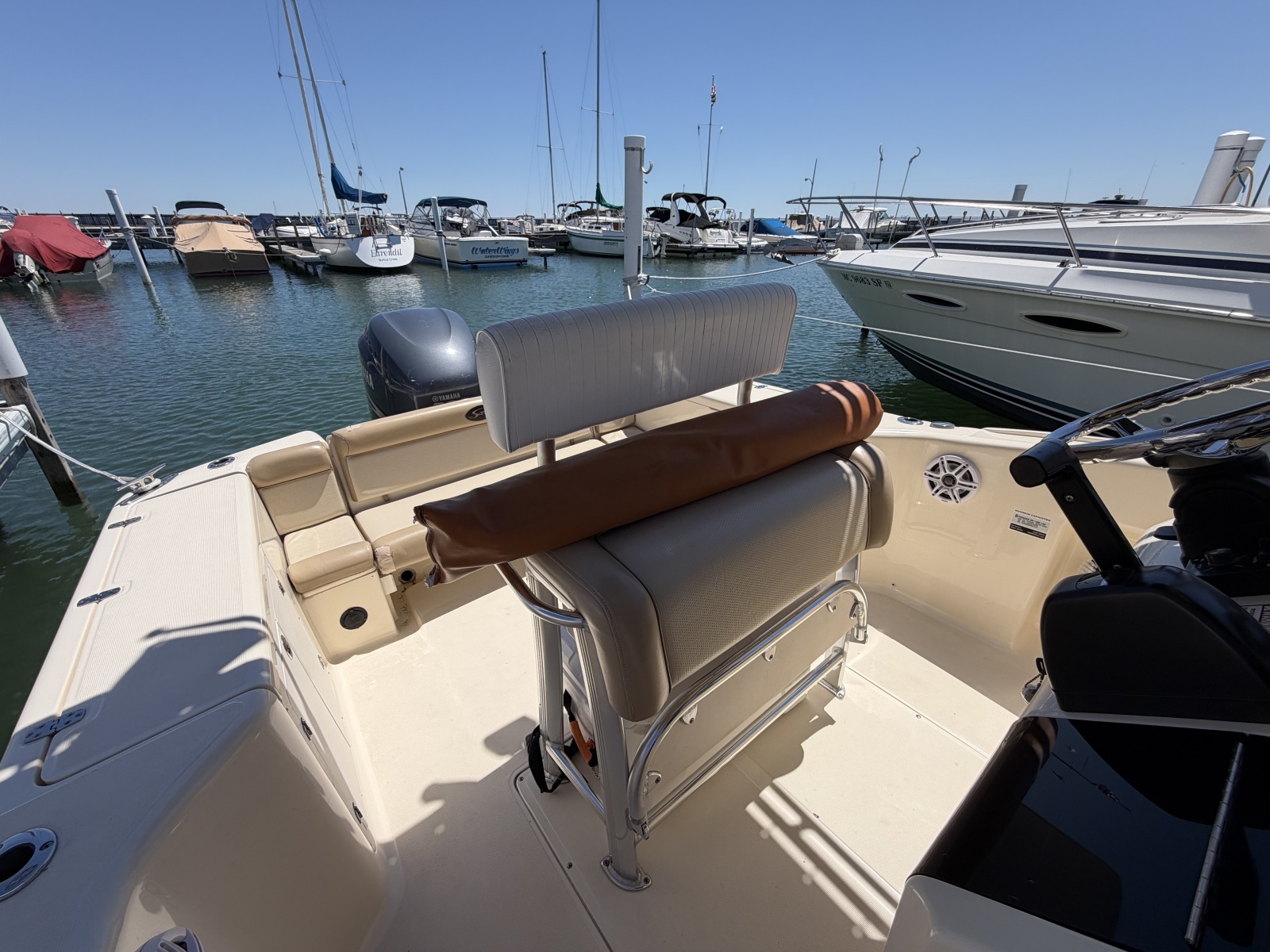 2007 Scout 242 Sportfish