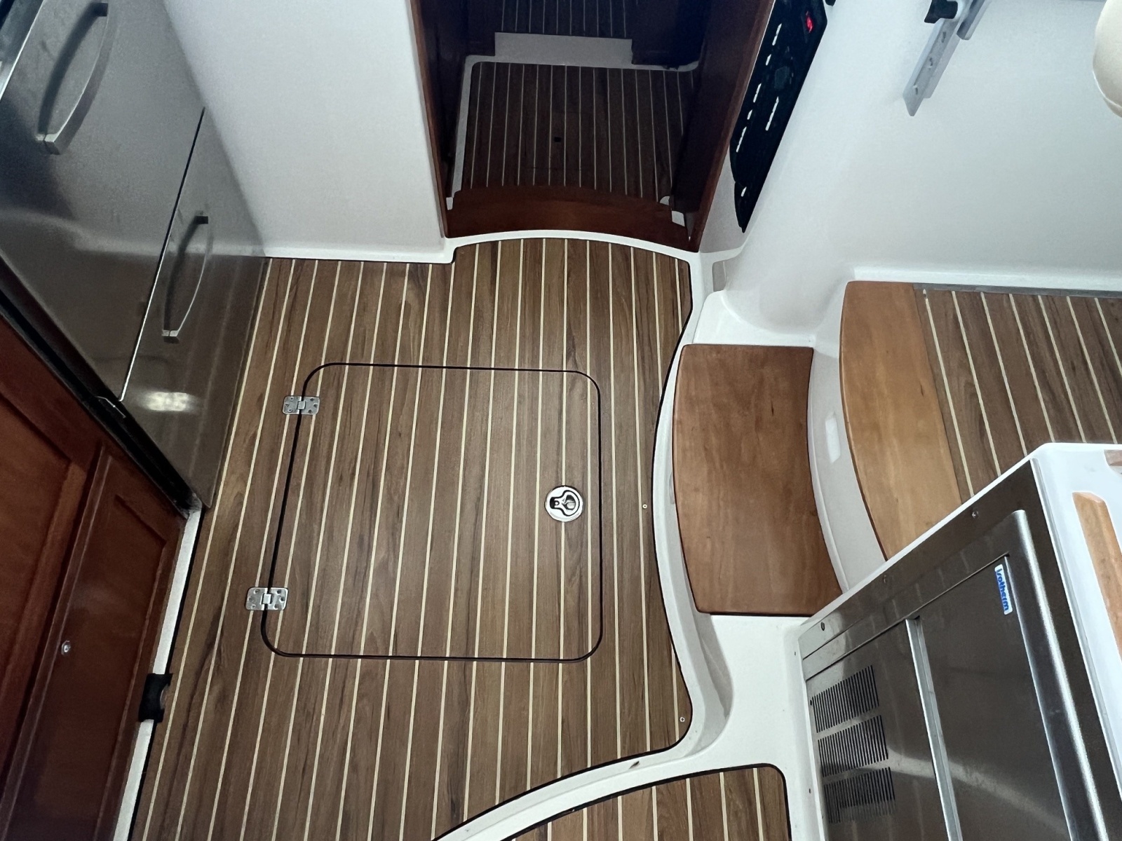 2010 Back Cove Express