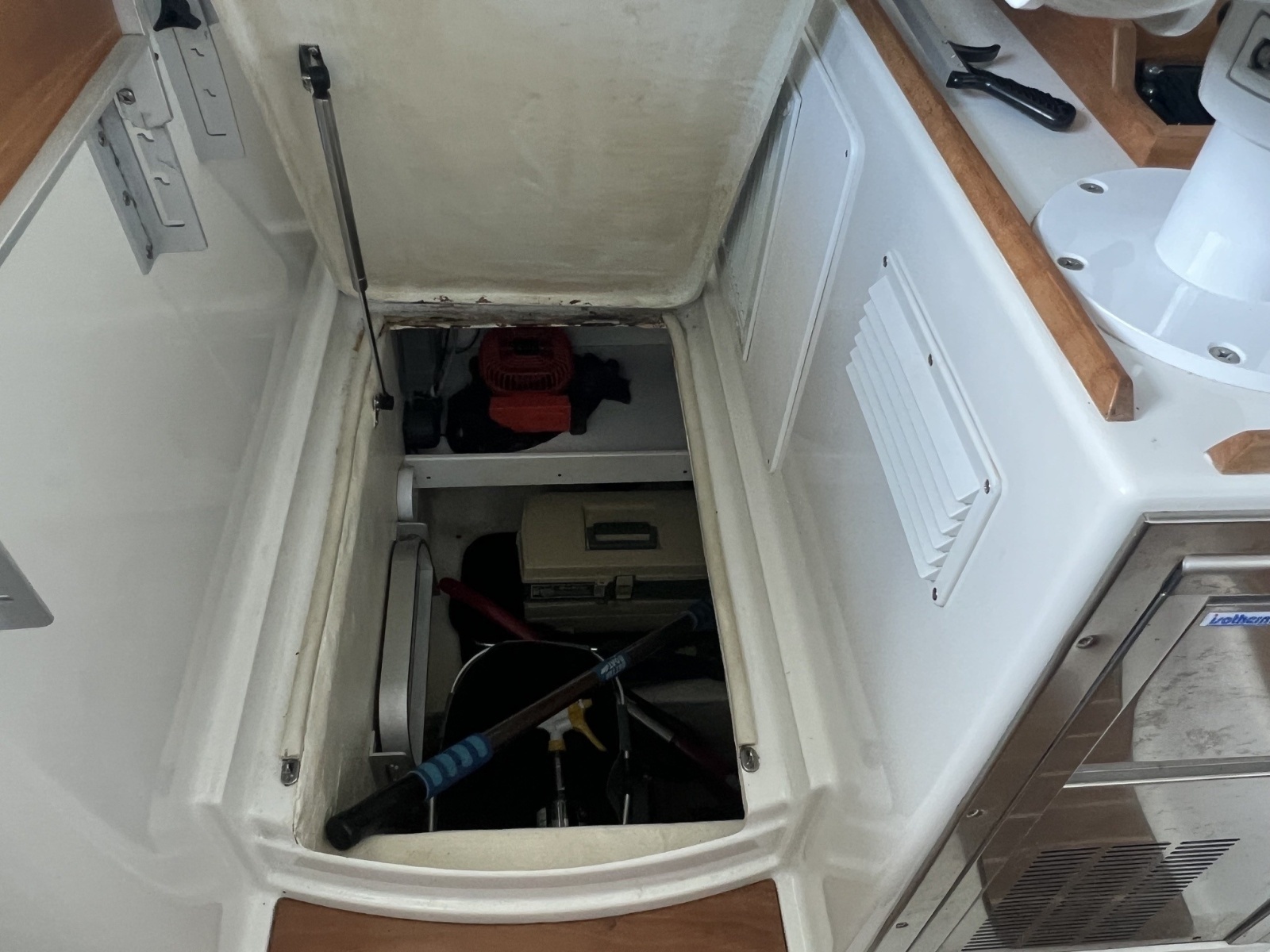 Last One 37ft Back Cove Yacht For Sale