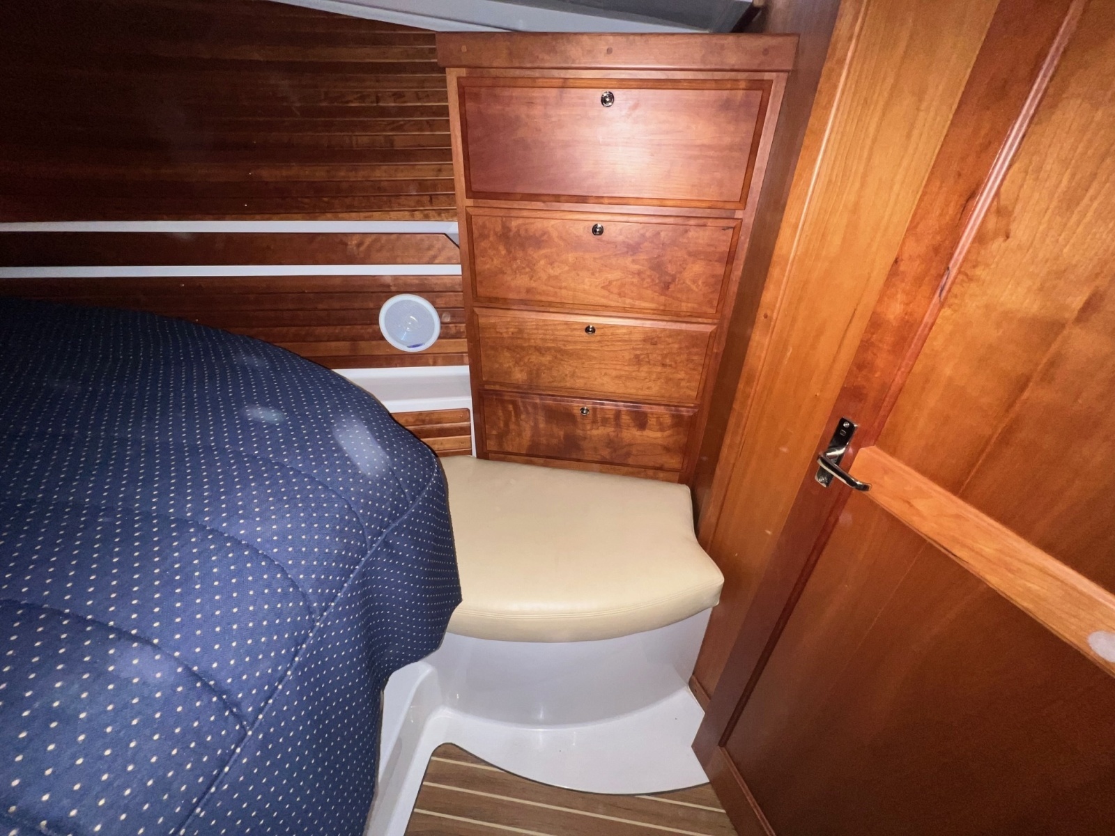Last One 37ft Back Cove Yacht For Sale