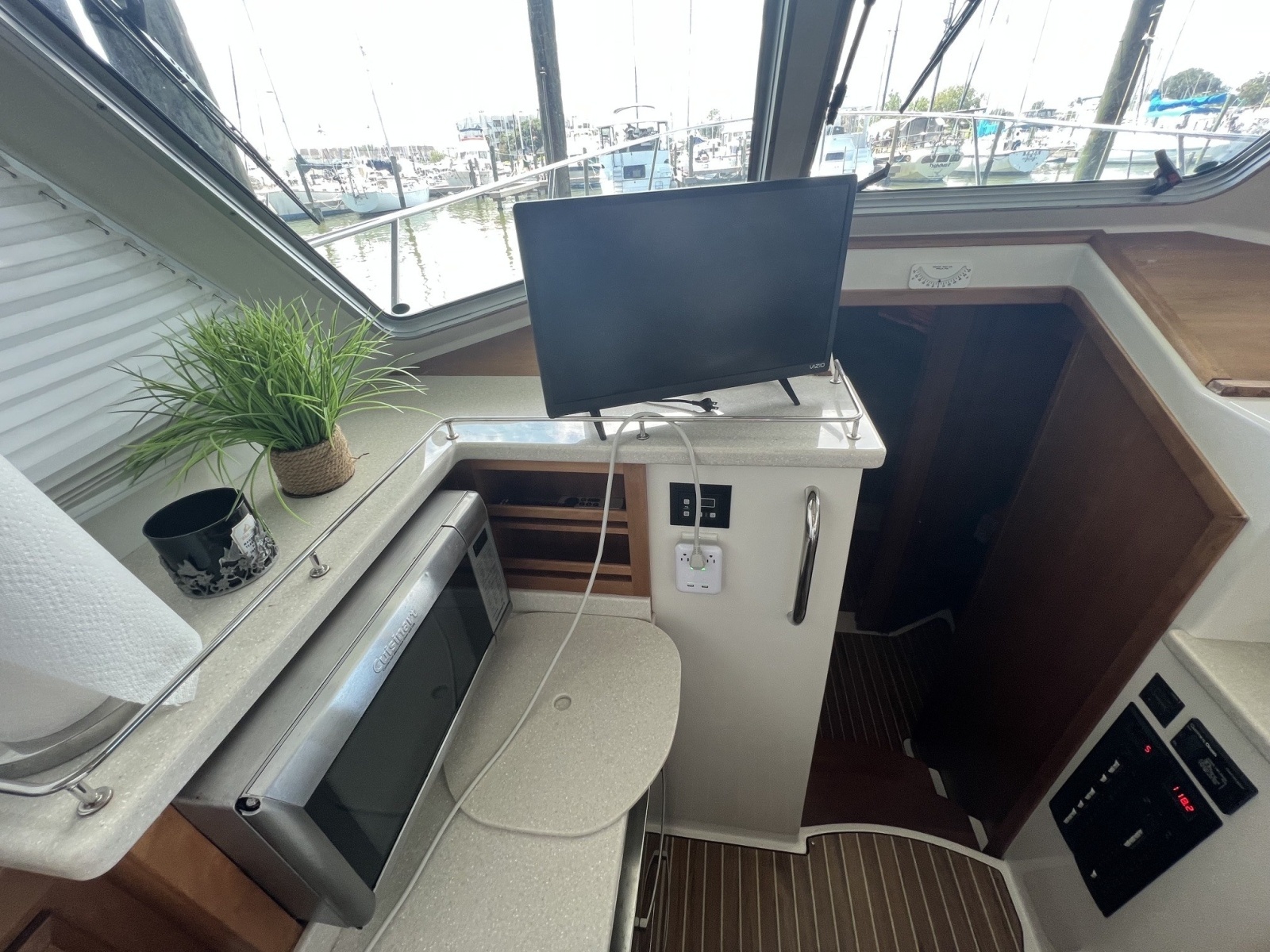 Last One 37ft Back Cove Yacht For Sale
