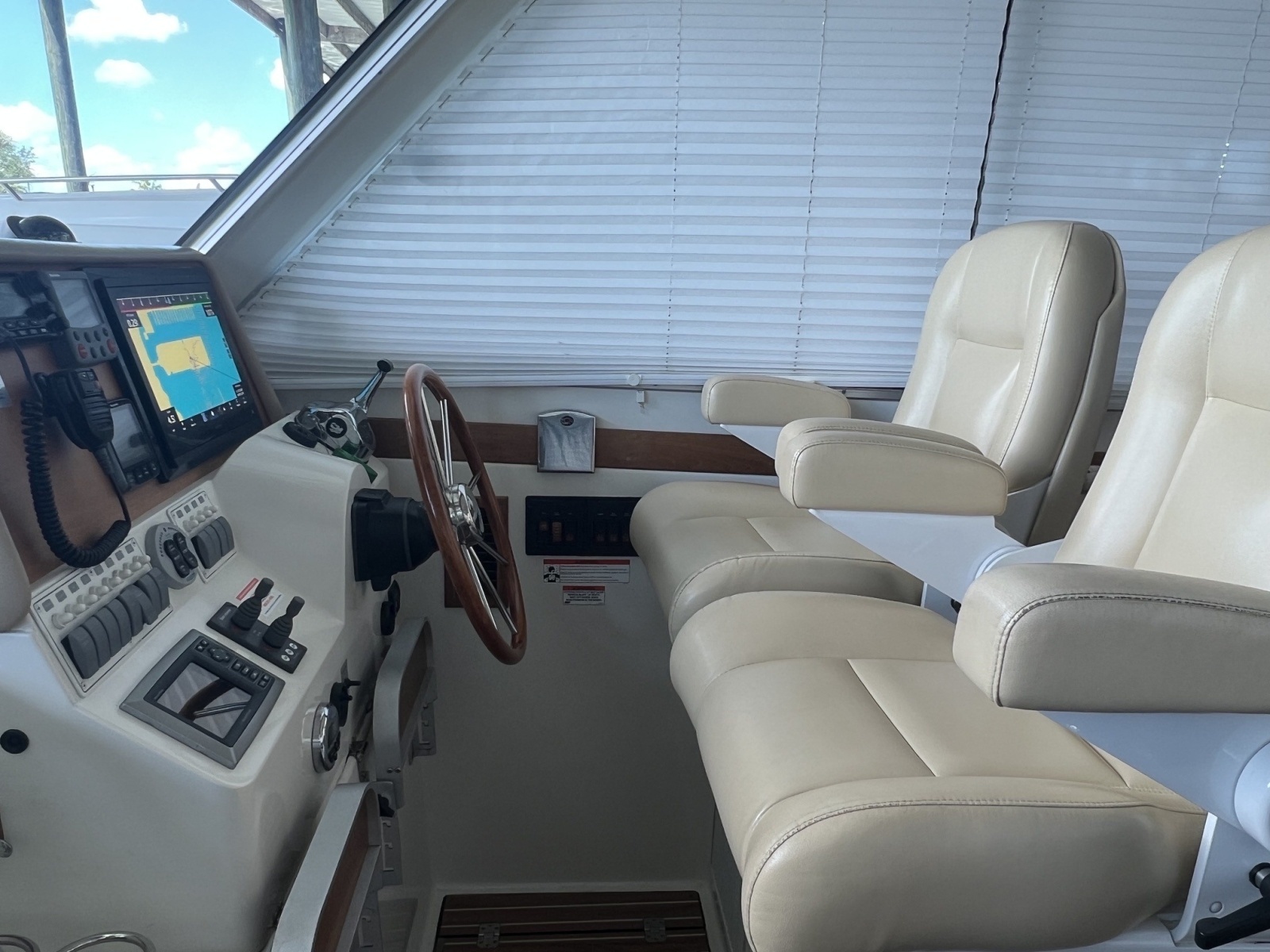 Last One 37ft Back Cove Yacht For Sale