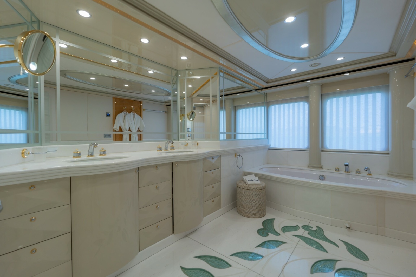 LADY AZUL 129ft Heesen Yachts Yacht For Sale