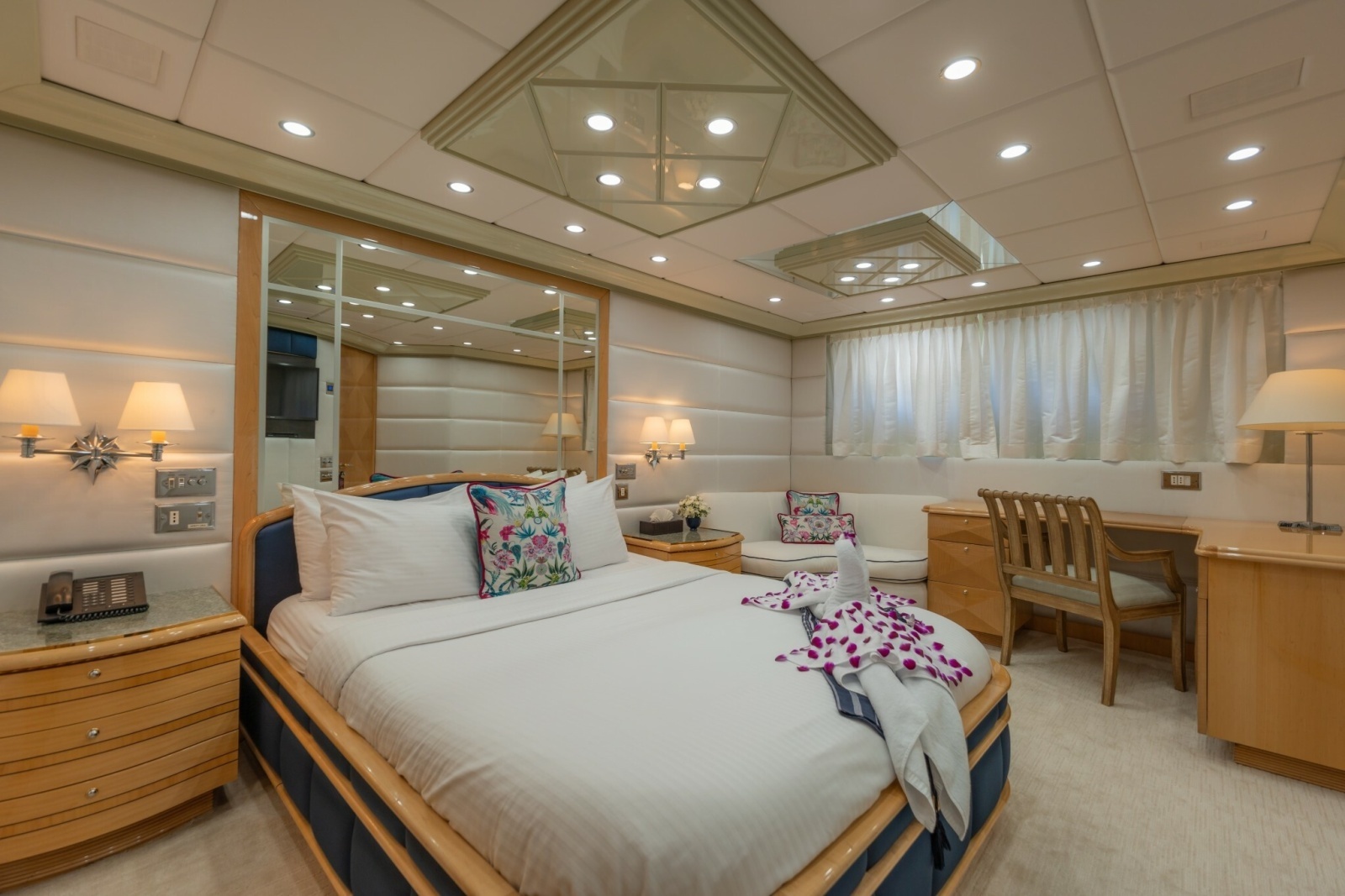LADY AZUL 129ft Heesen Yachts Yacht For Sale